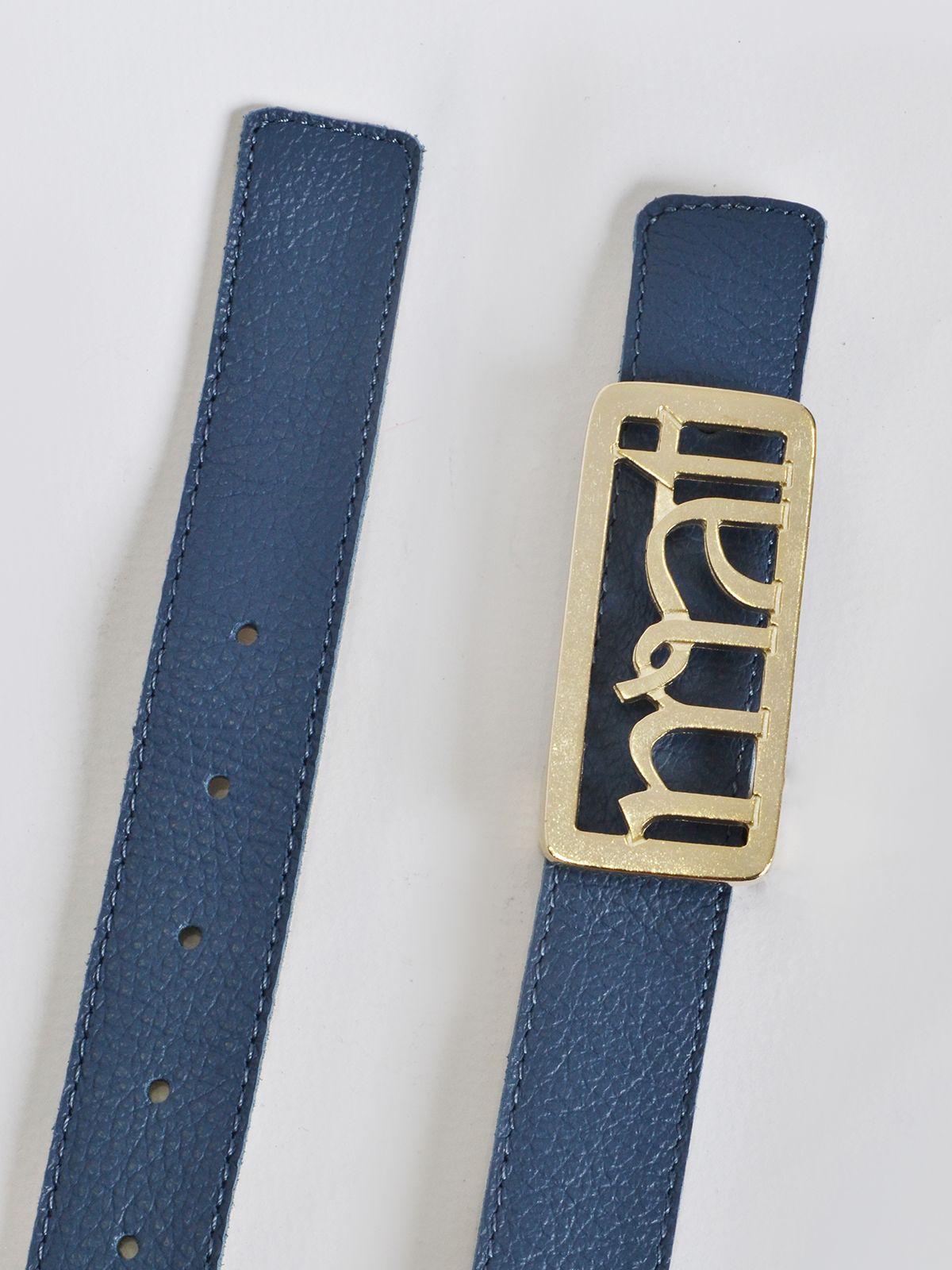 Double faced leather mat buckle belt