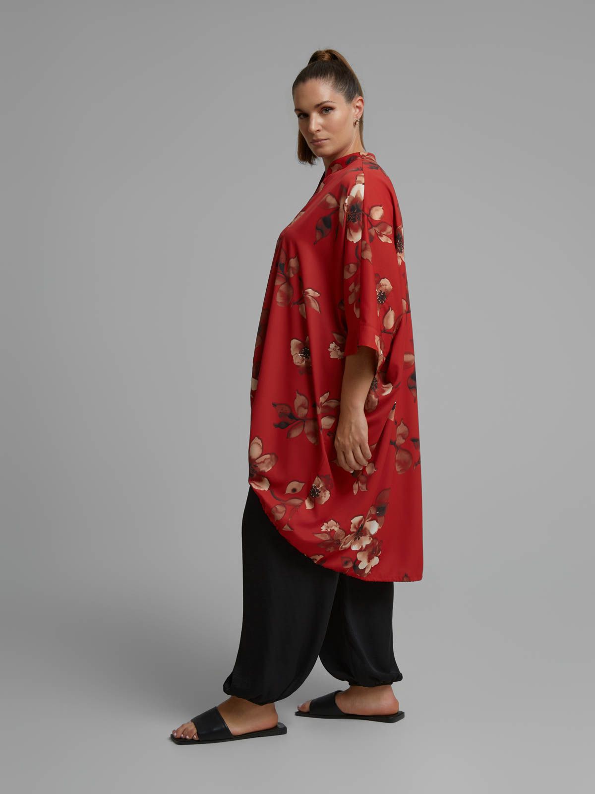 Floral-print shirt with drawstring detail