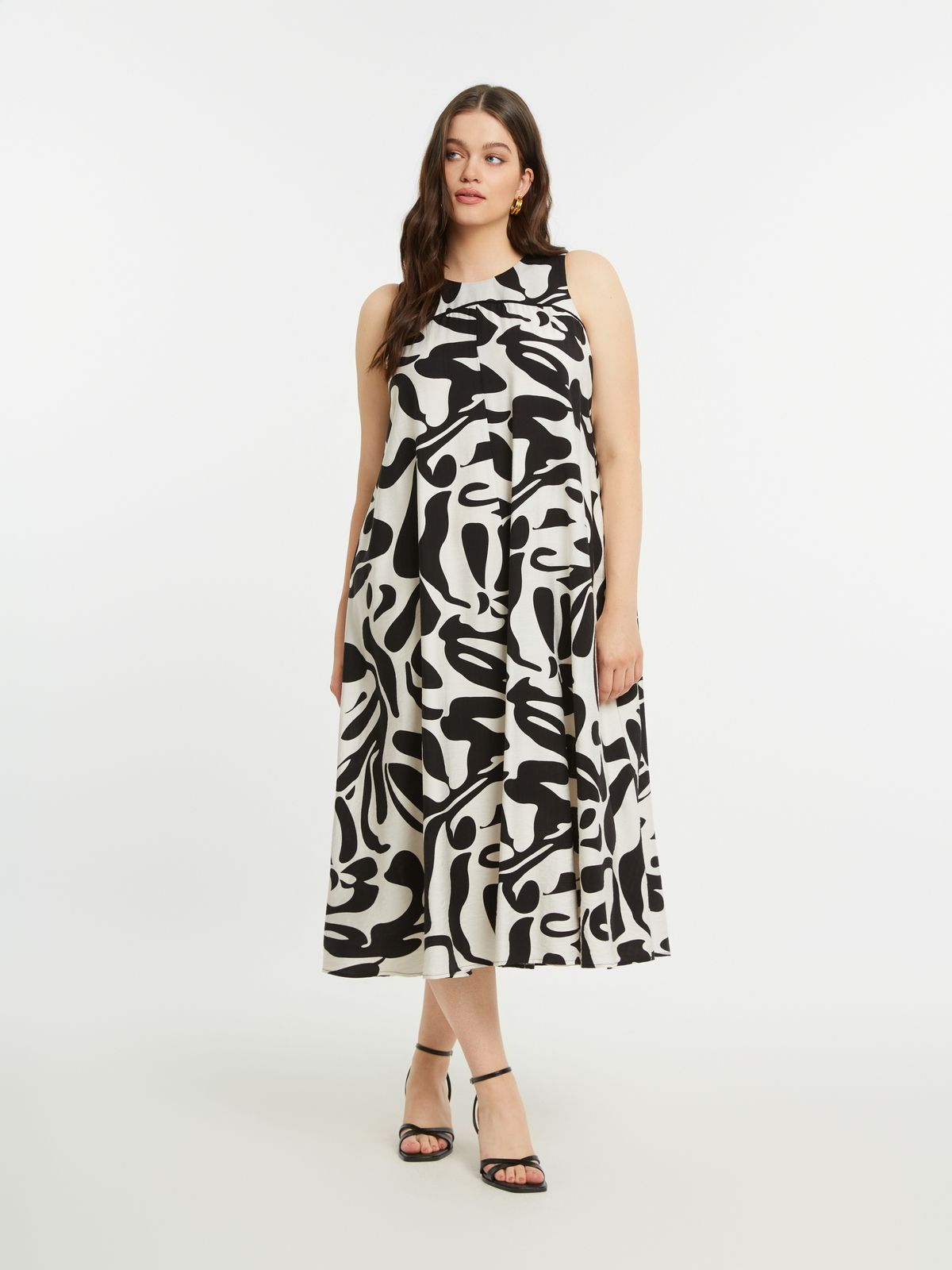 Printed viscose maxi dress with pleated hem