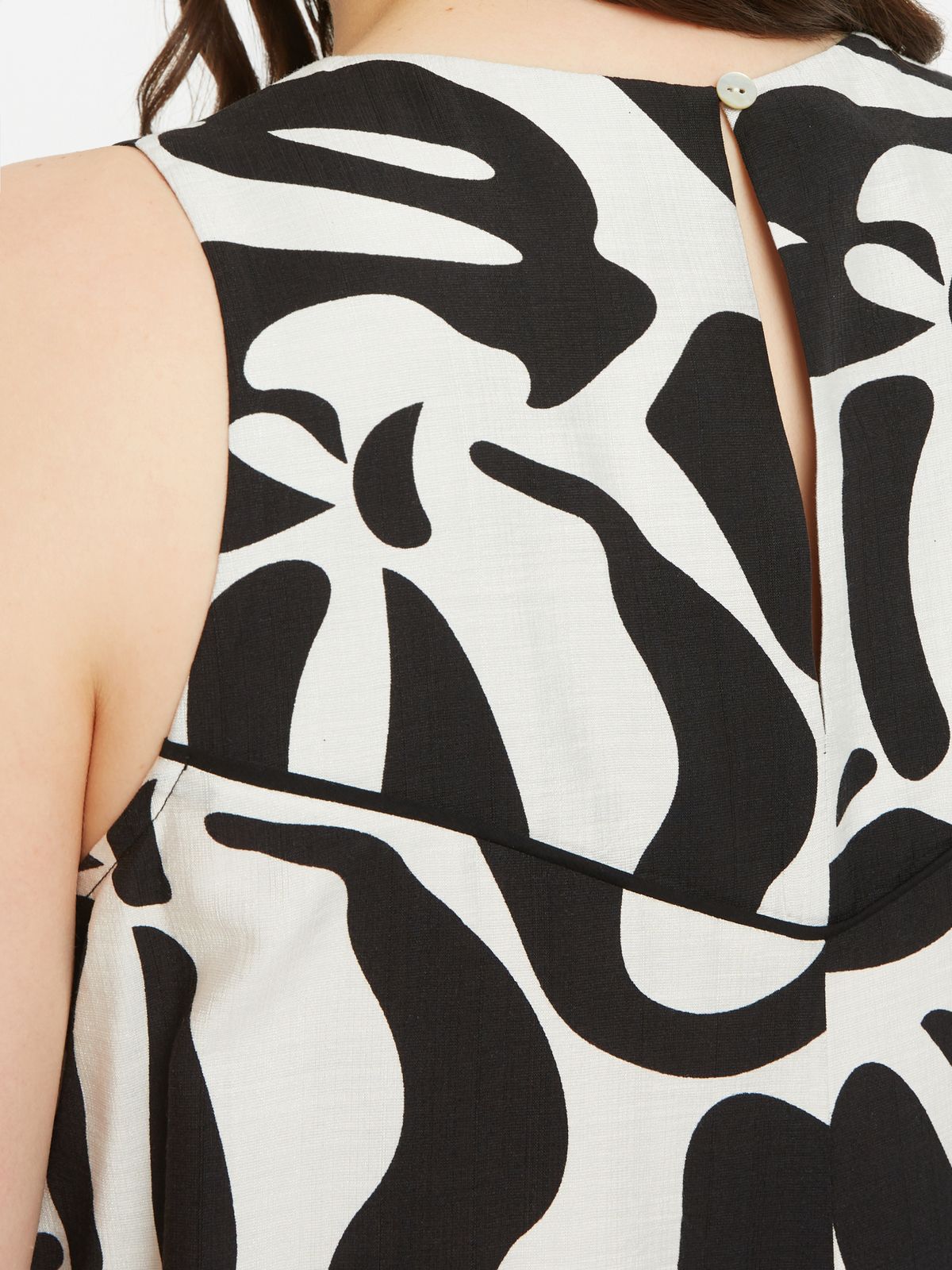Printed viscose maxi dress with pleated hem