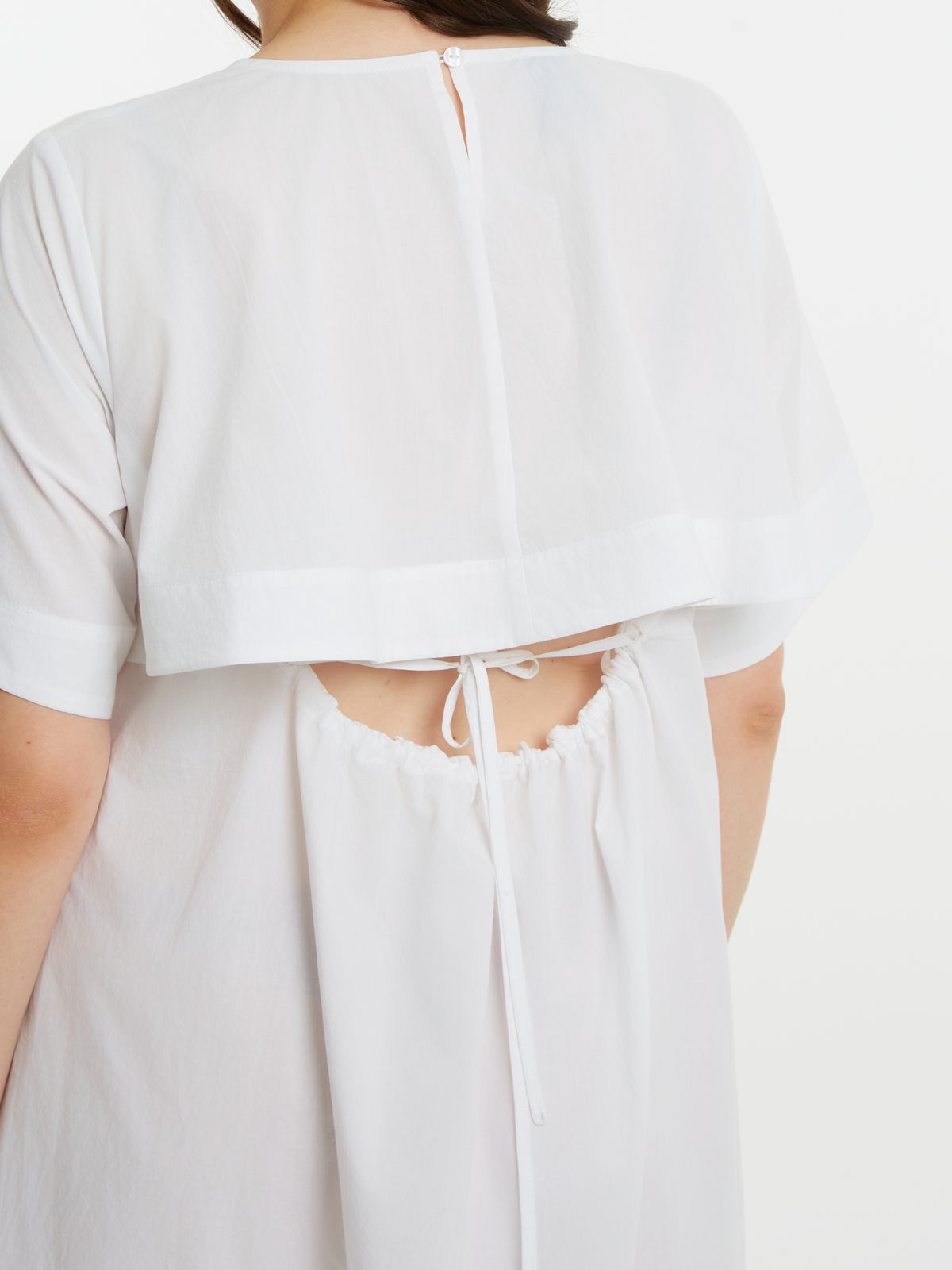 Poplin dress with open back detail