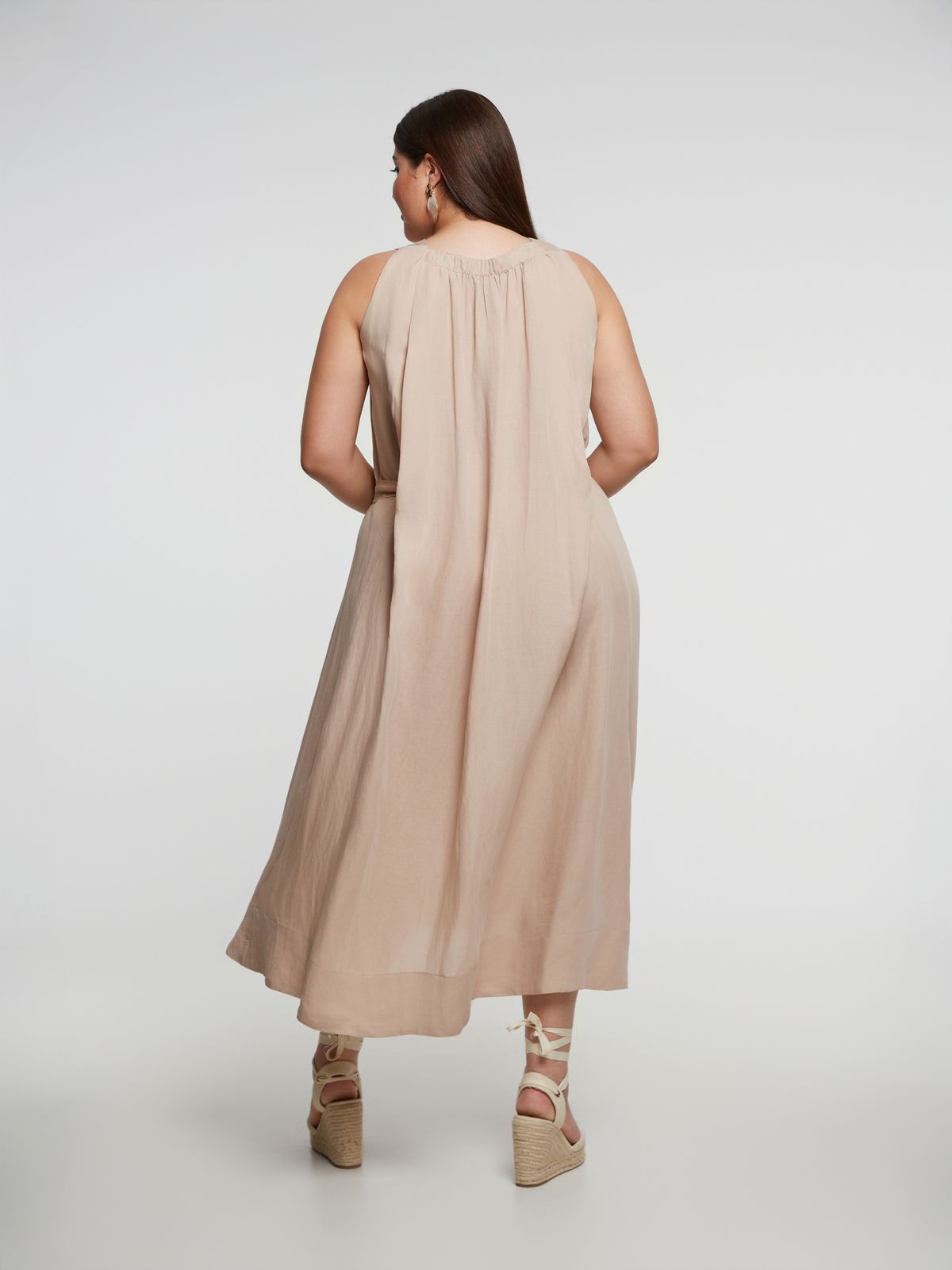 Sleeveless belted viscose/linen midi dress