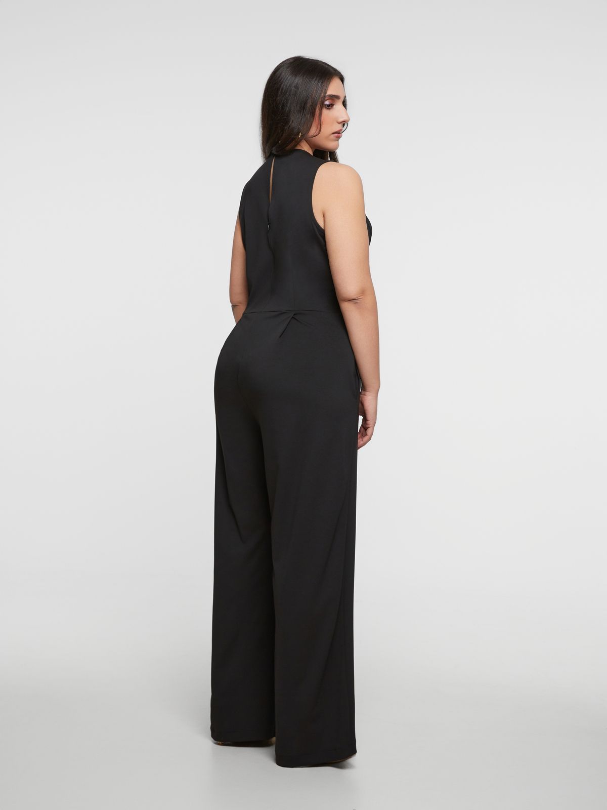 Sleeveless black jumpsuit