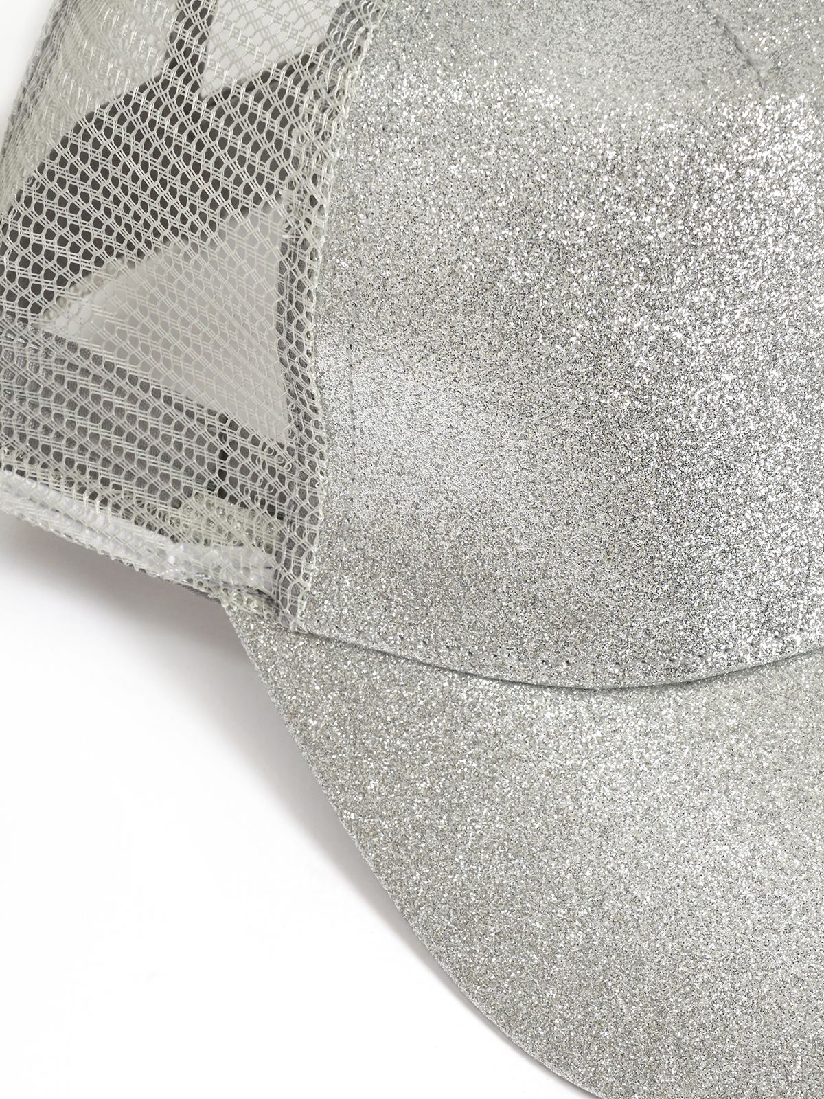 Metallic mesh baseball cap