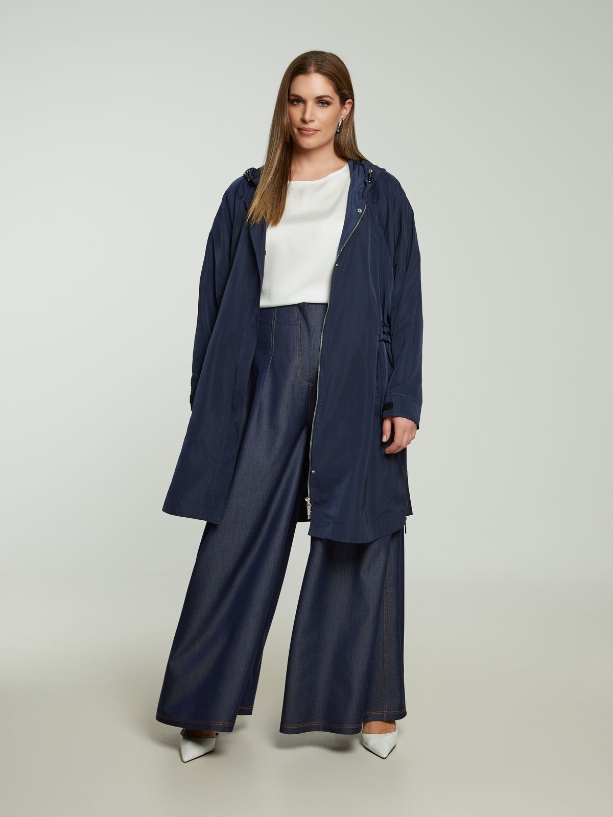 Hooded taffeta parka