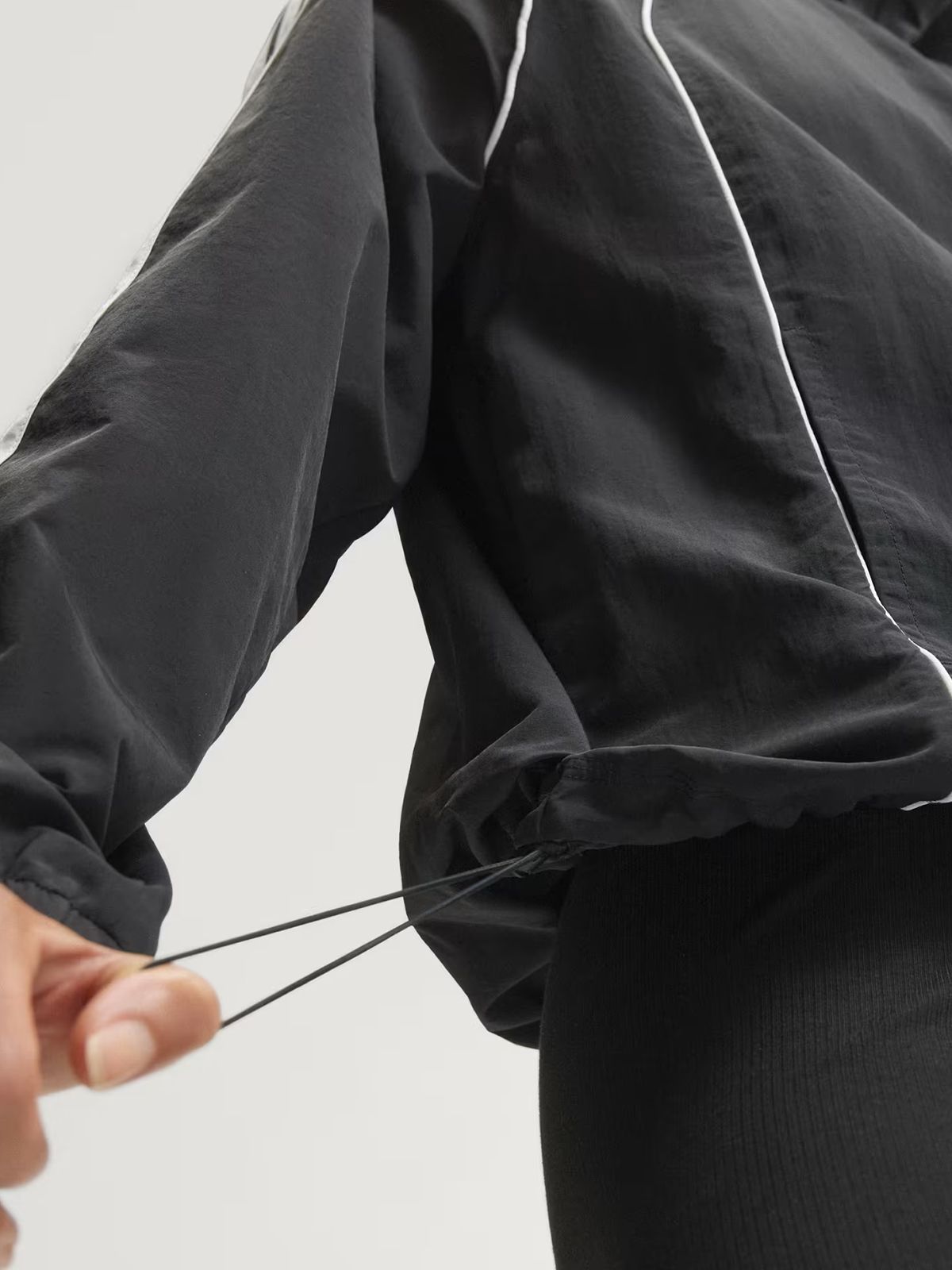 Iconic Woven Tracktop with 3-Stripes