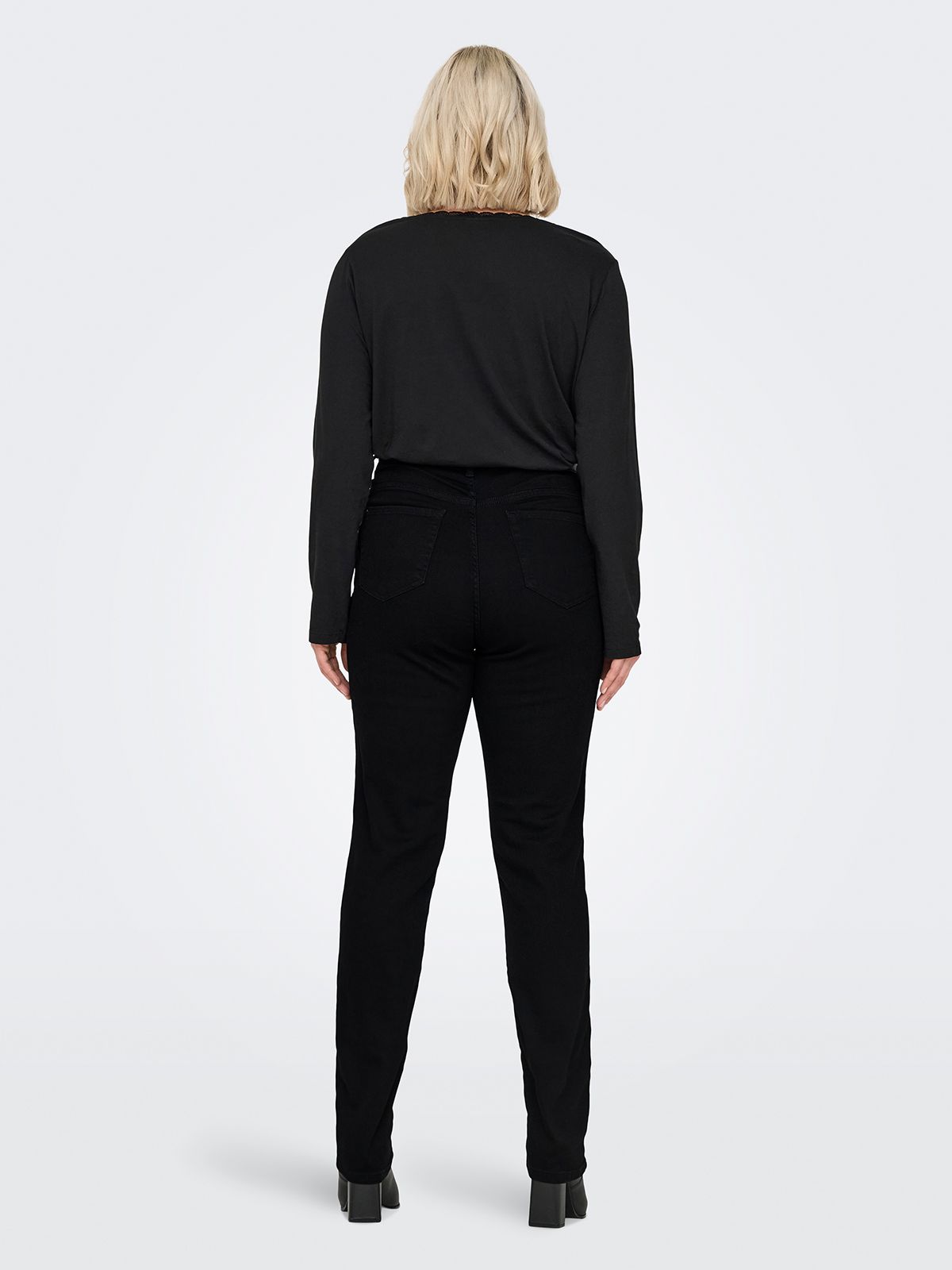 Carsui mid waist slim fit jeans