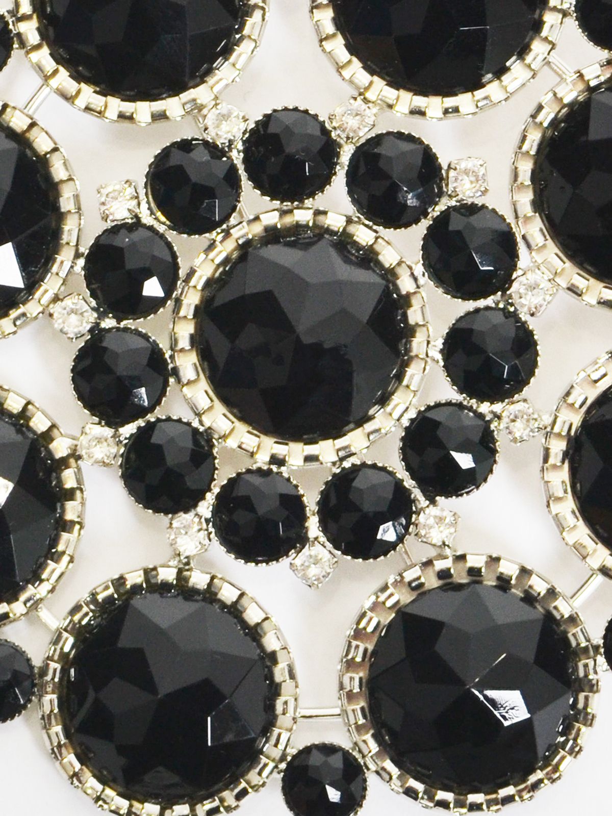 Black gemstone brooch