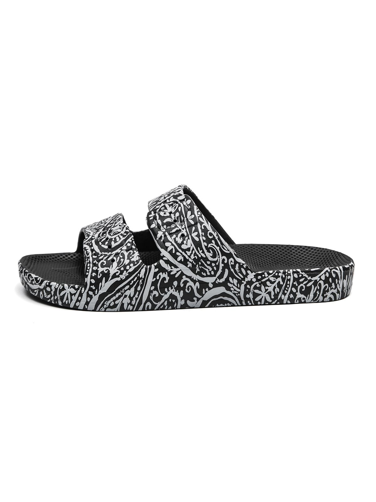 Kash Black Sliders