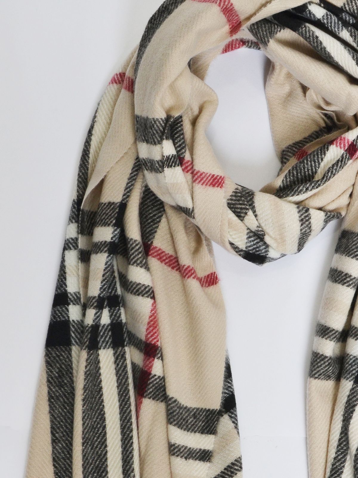 Plaid scarf with fringe