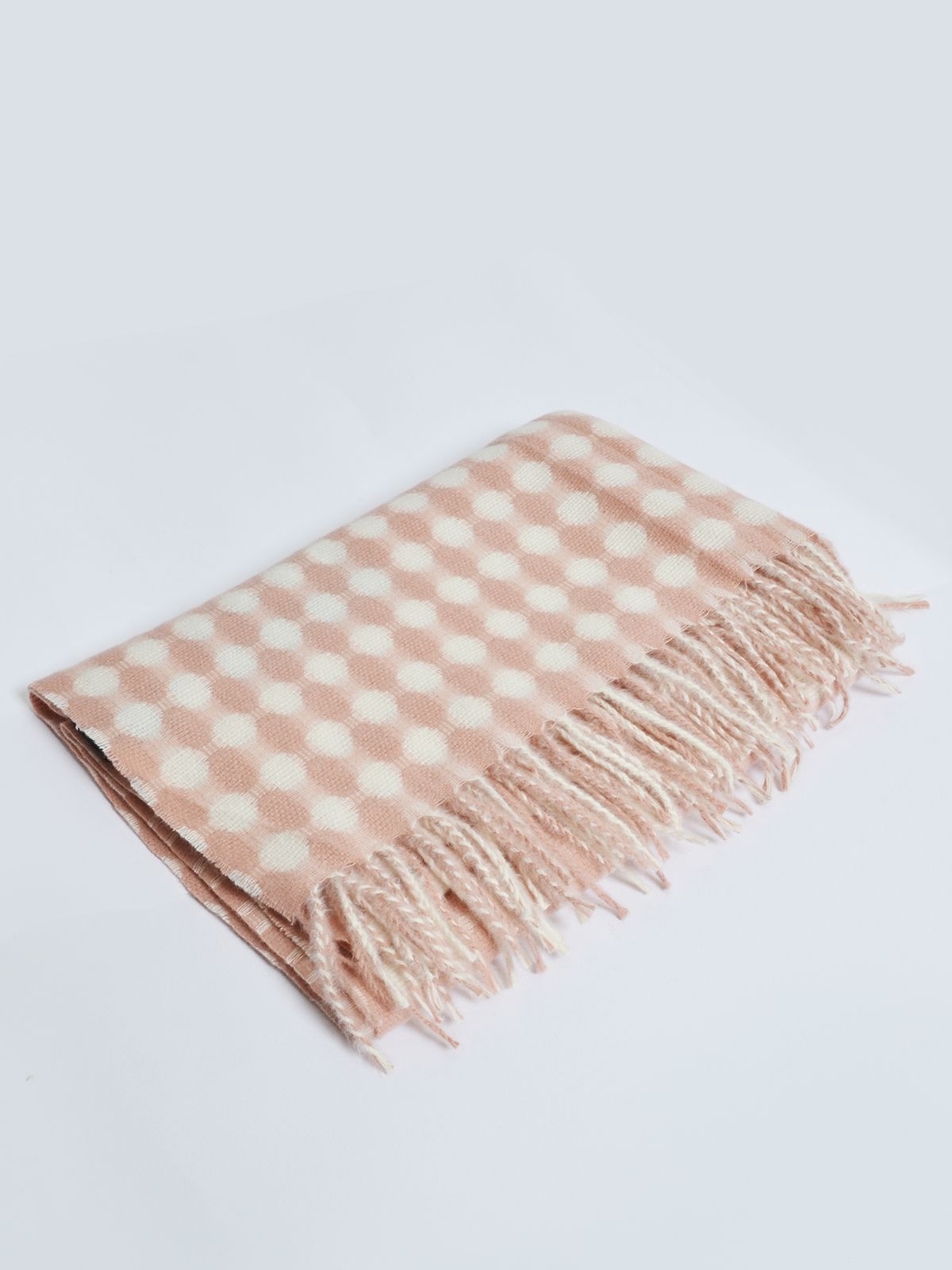 Polka dot patterned scarf with fringe