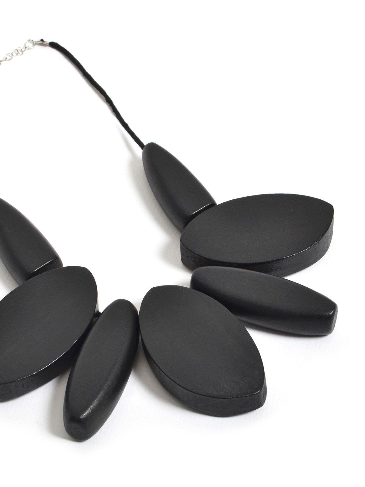 Sculptural statement necklace