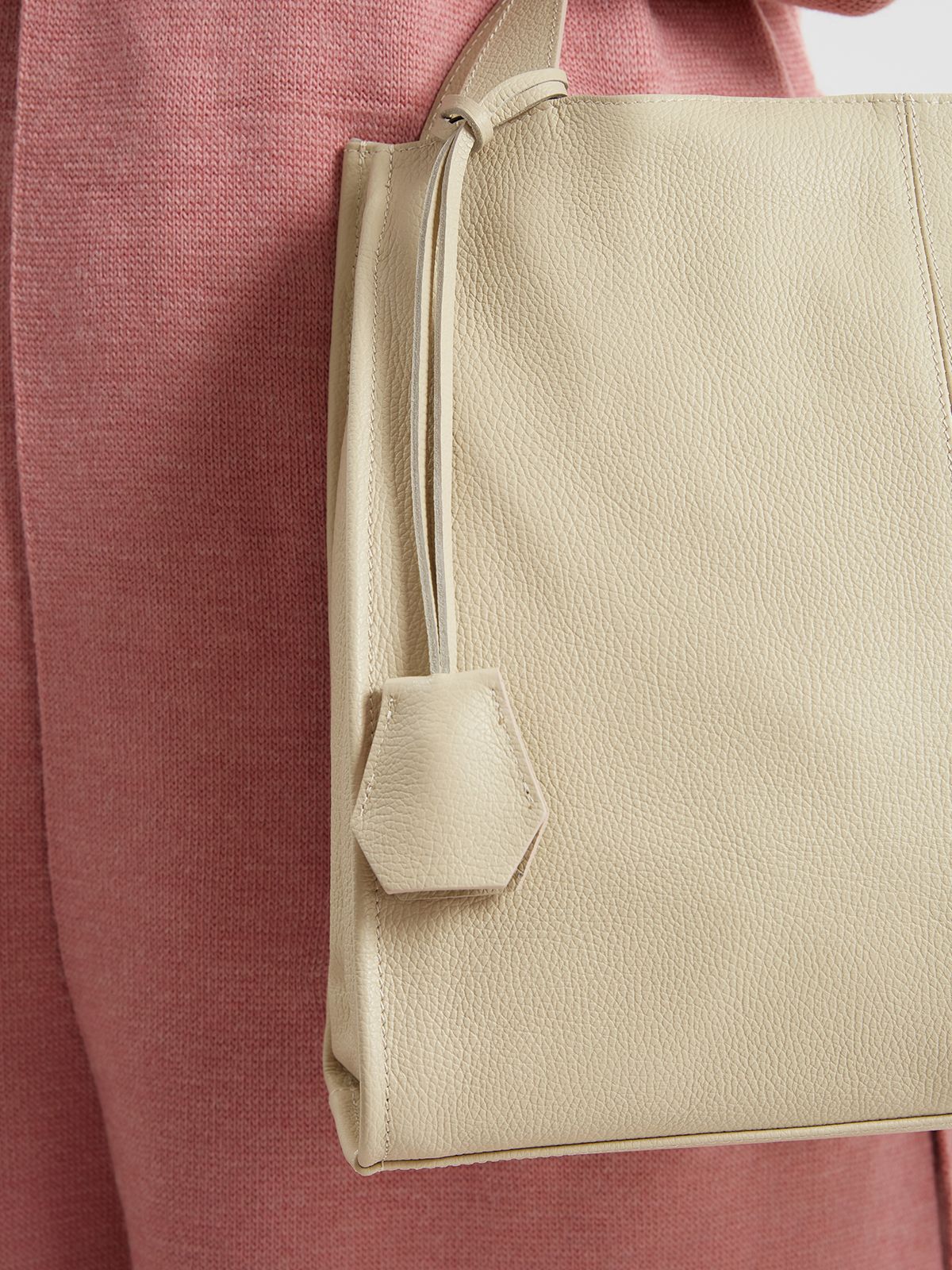Leather shopper bag