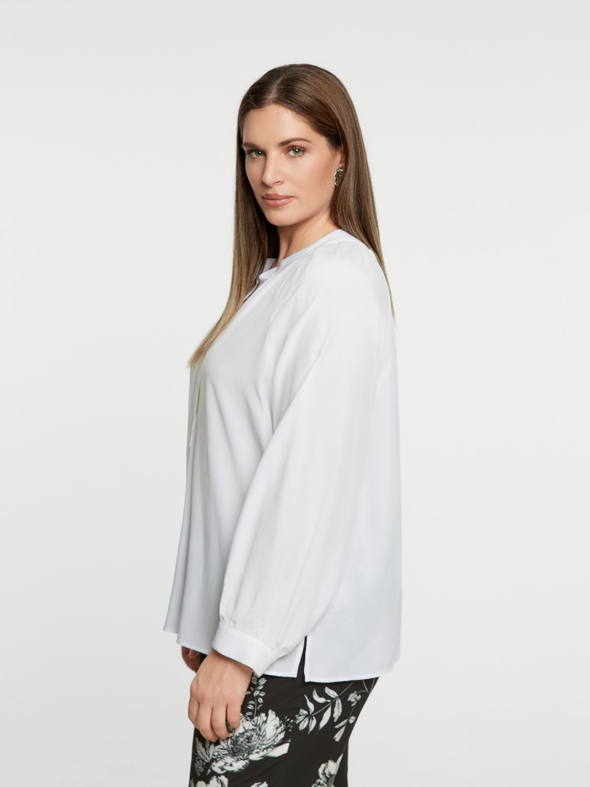 Lightweight viscose blouse