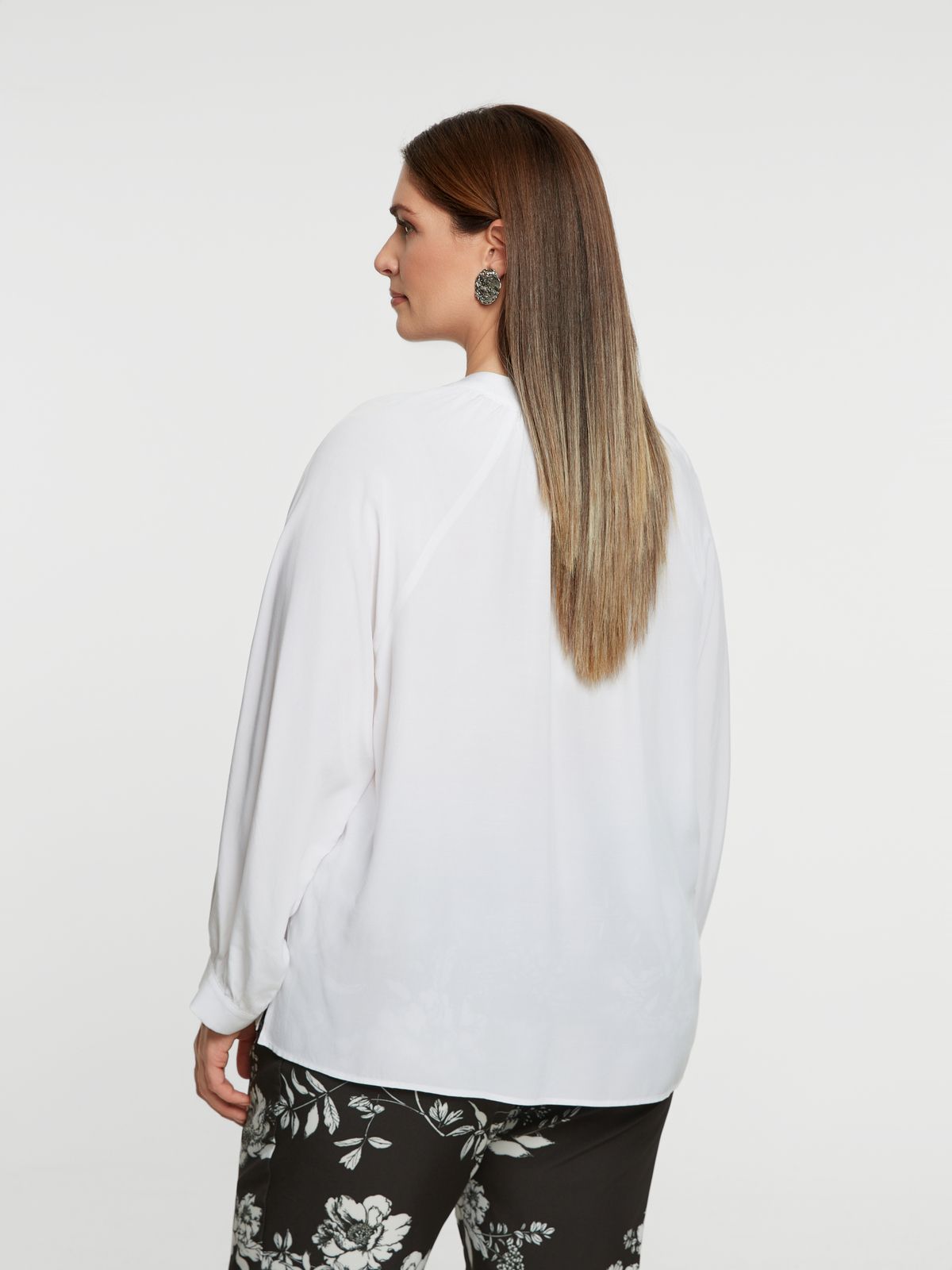 Lightweight viscose blouse