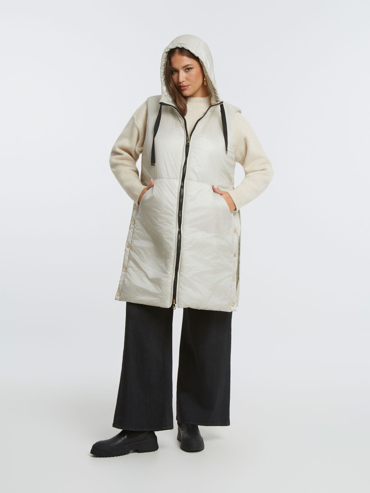 Long sleeveless hooded puffer vest