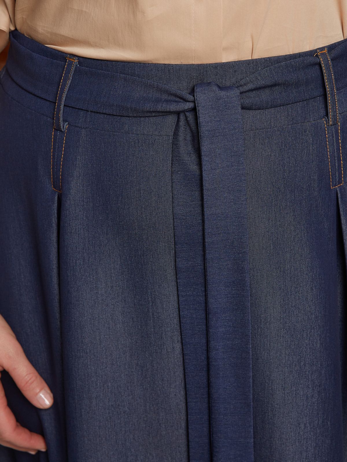 Maxi denim skirt with belt