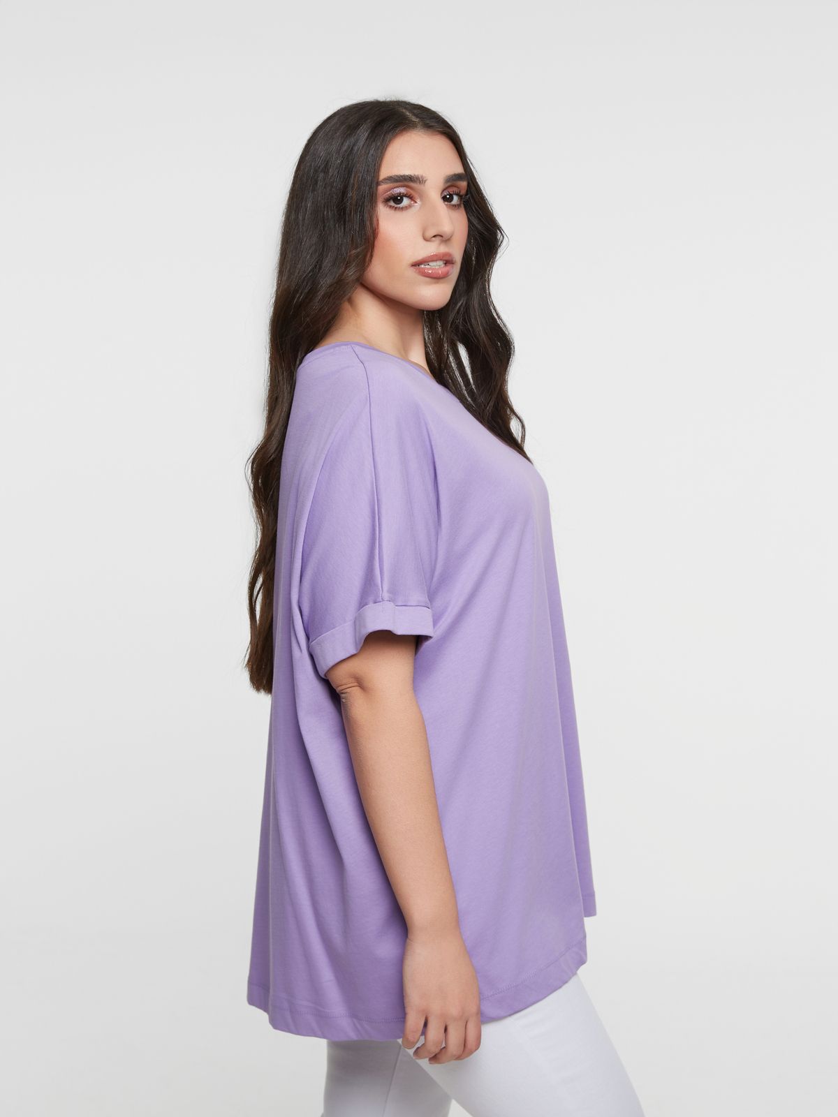 Relaxed fit cotton t-shirt with split hem
