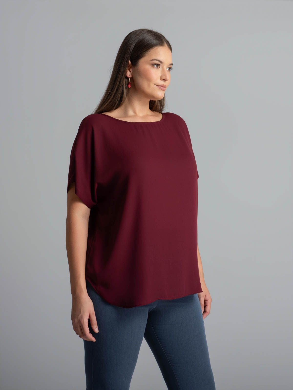 Crepe boat-neck top