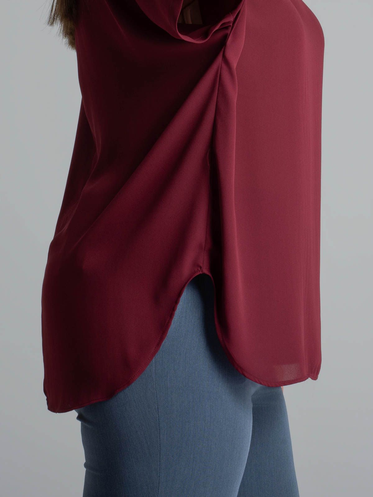 Crepe boat-neck top