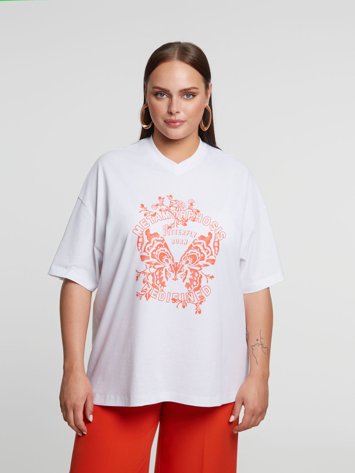 Oversized cotton t-shirt with butterfly Μetamorphosis print
