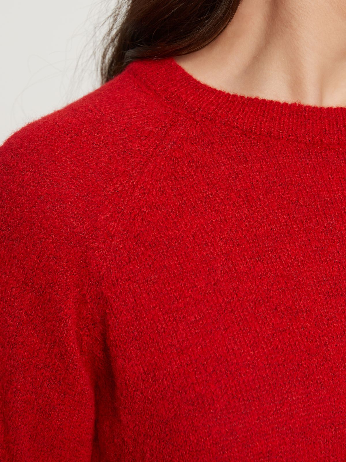 Basic raglan-sleeve jumper