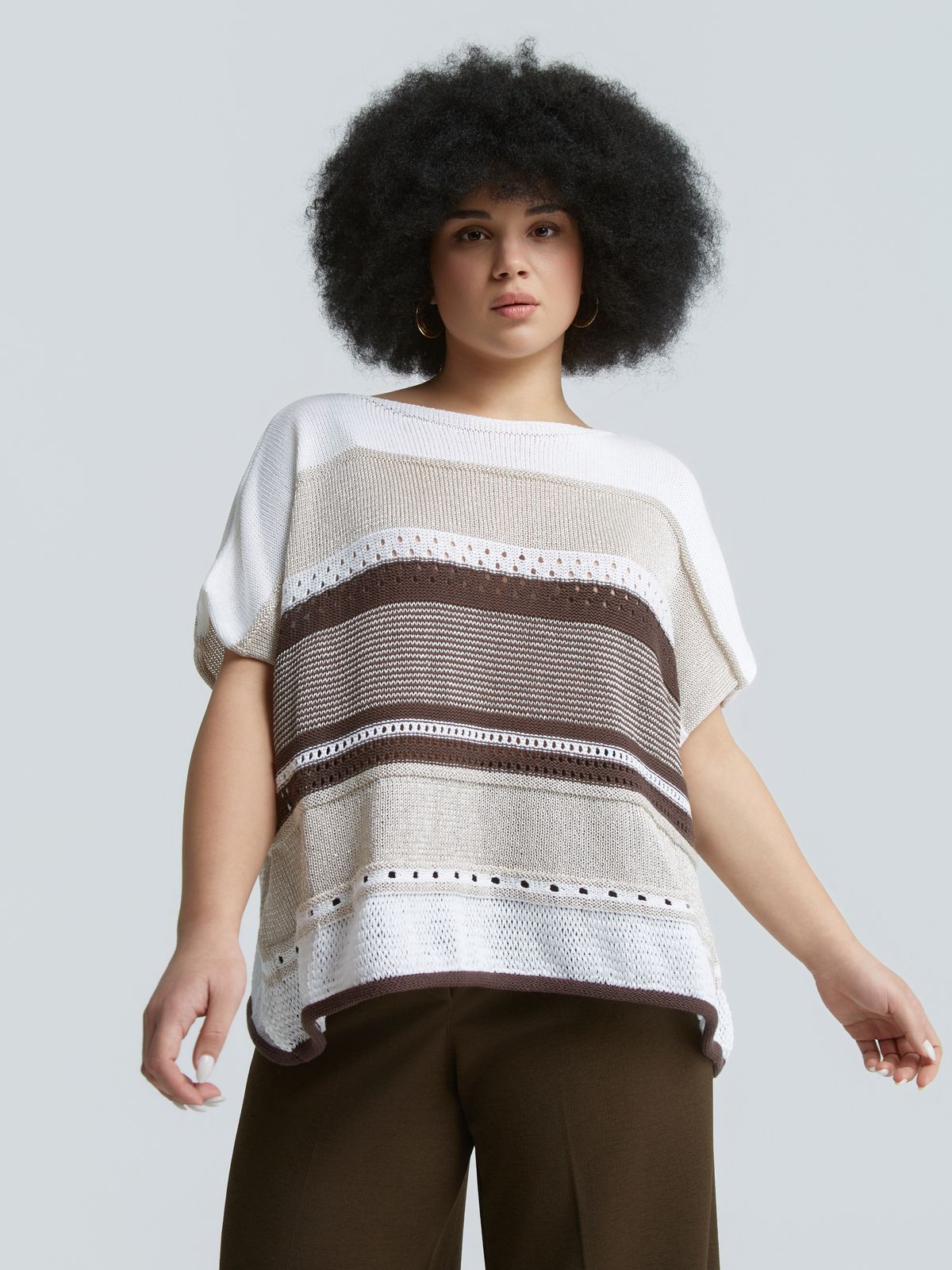 Color-block knit top with openwork details