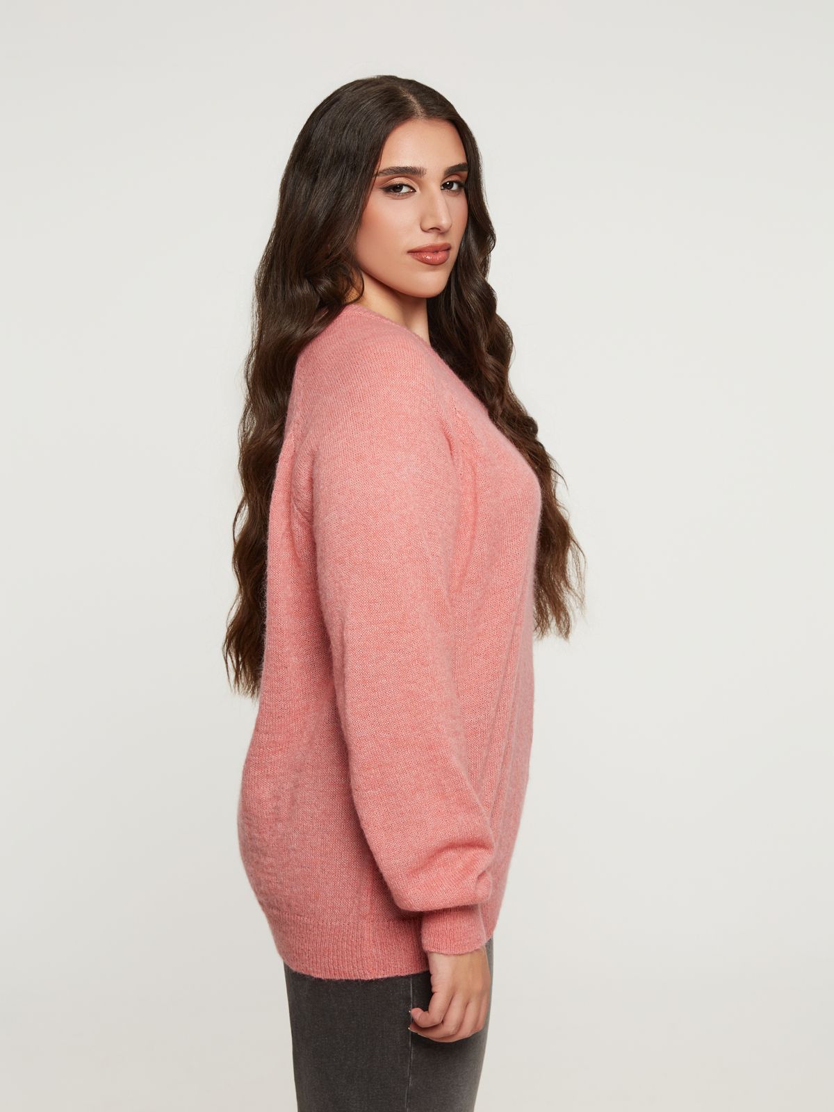 Basic long-sleeve V-neck jumper