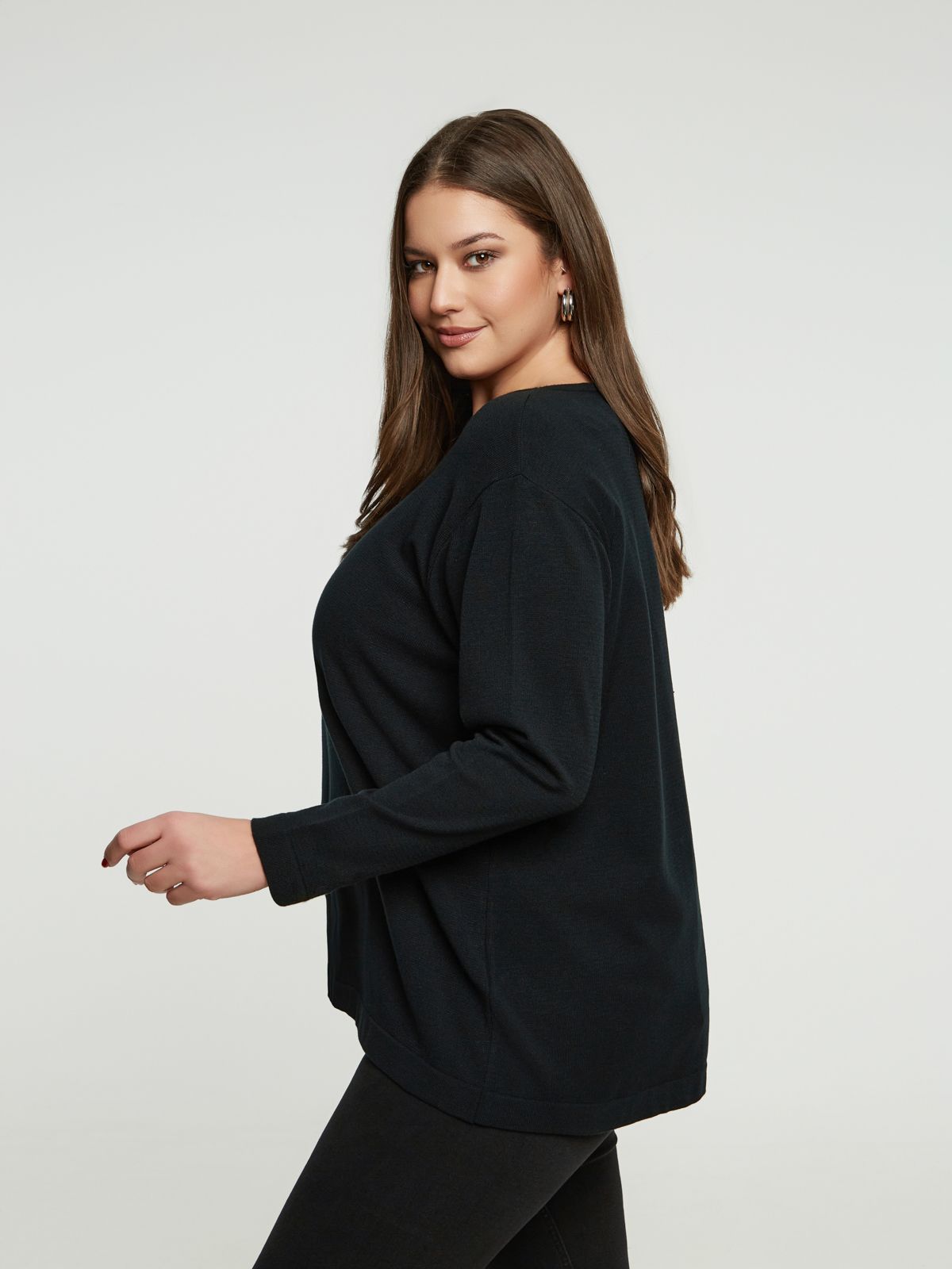 Basic knit jumper with front seam detail