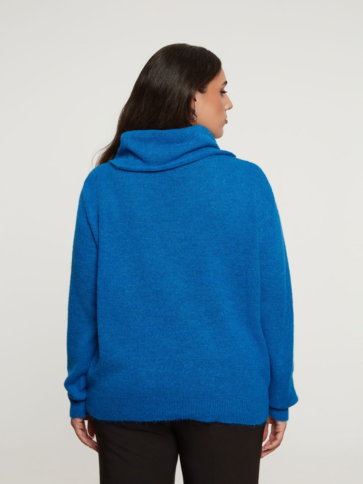 Basic turtleneck jumper
