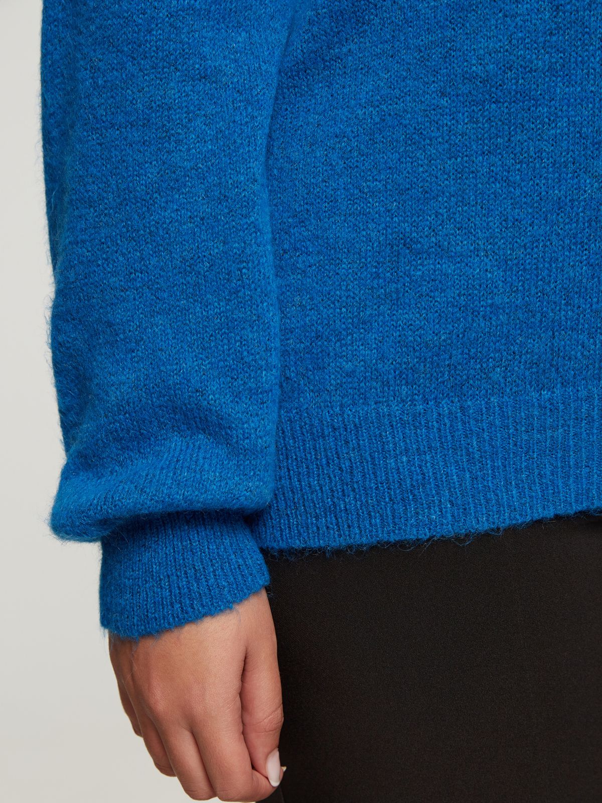 Basic turtleneck jumper