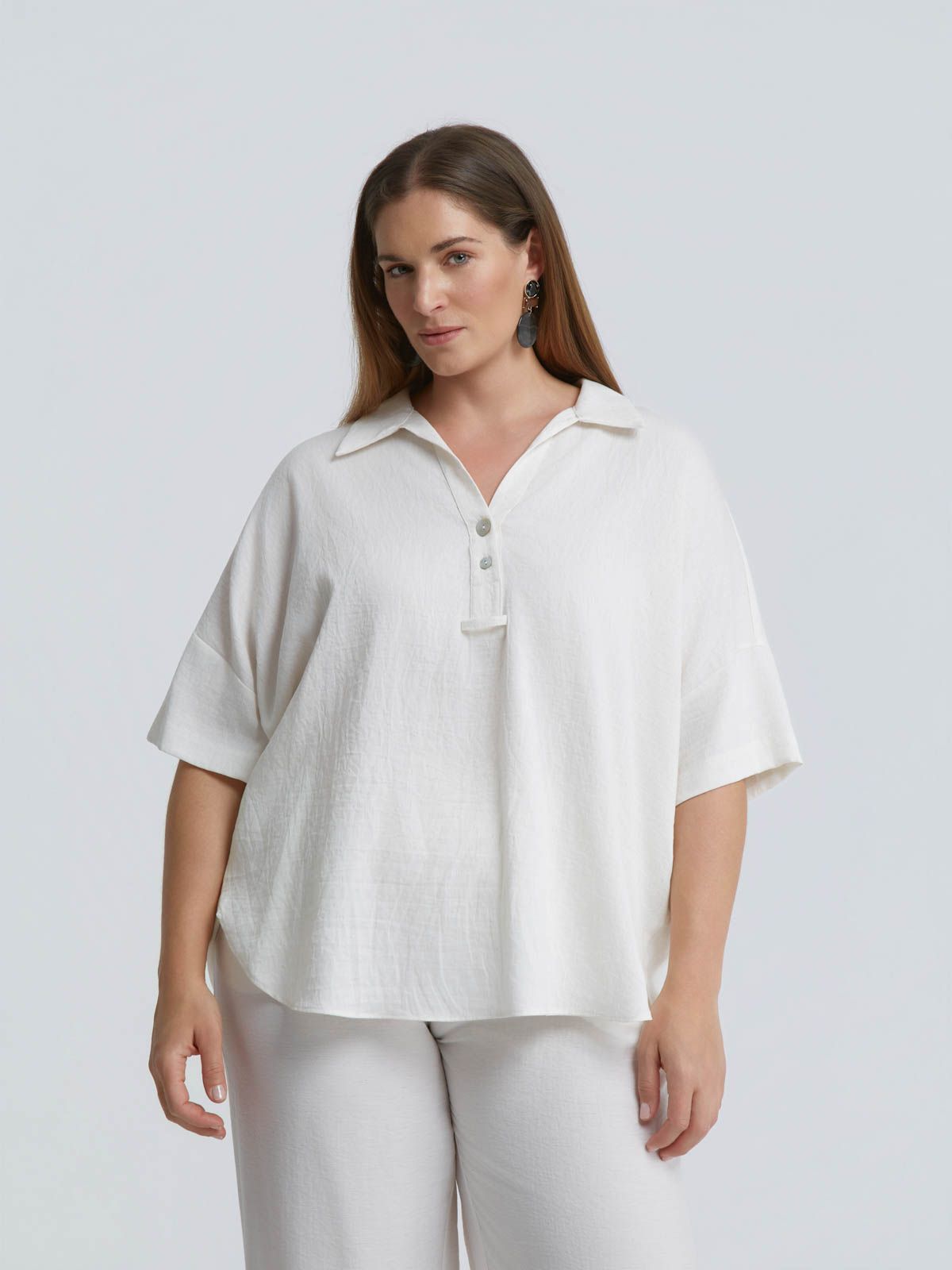 Linen-blend blouse with curved hem