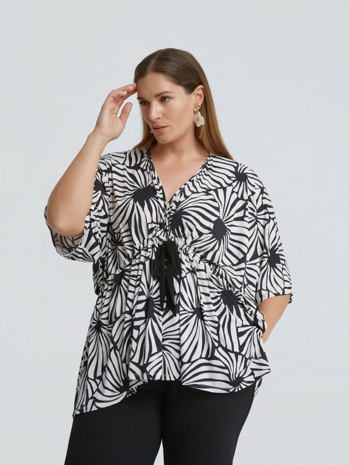 Printed super jersey blouse with tie detail