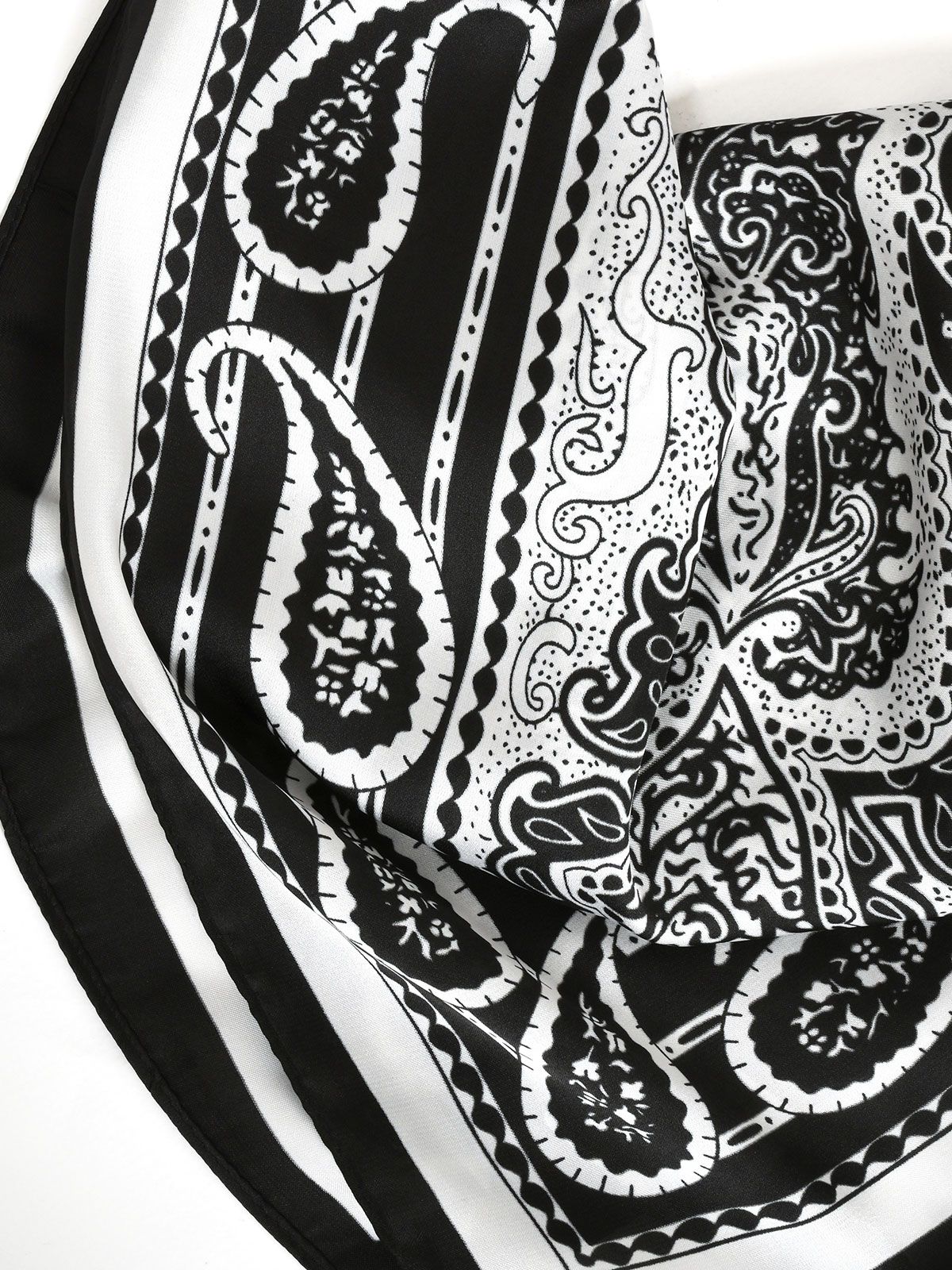 Paisley print scarf
