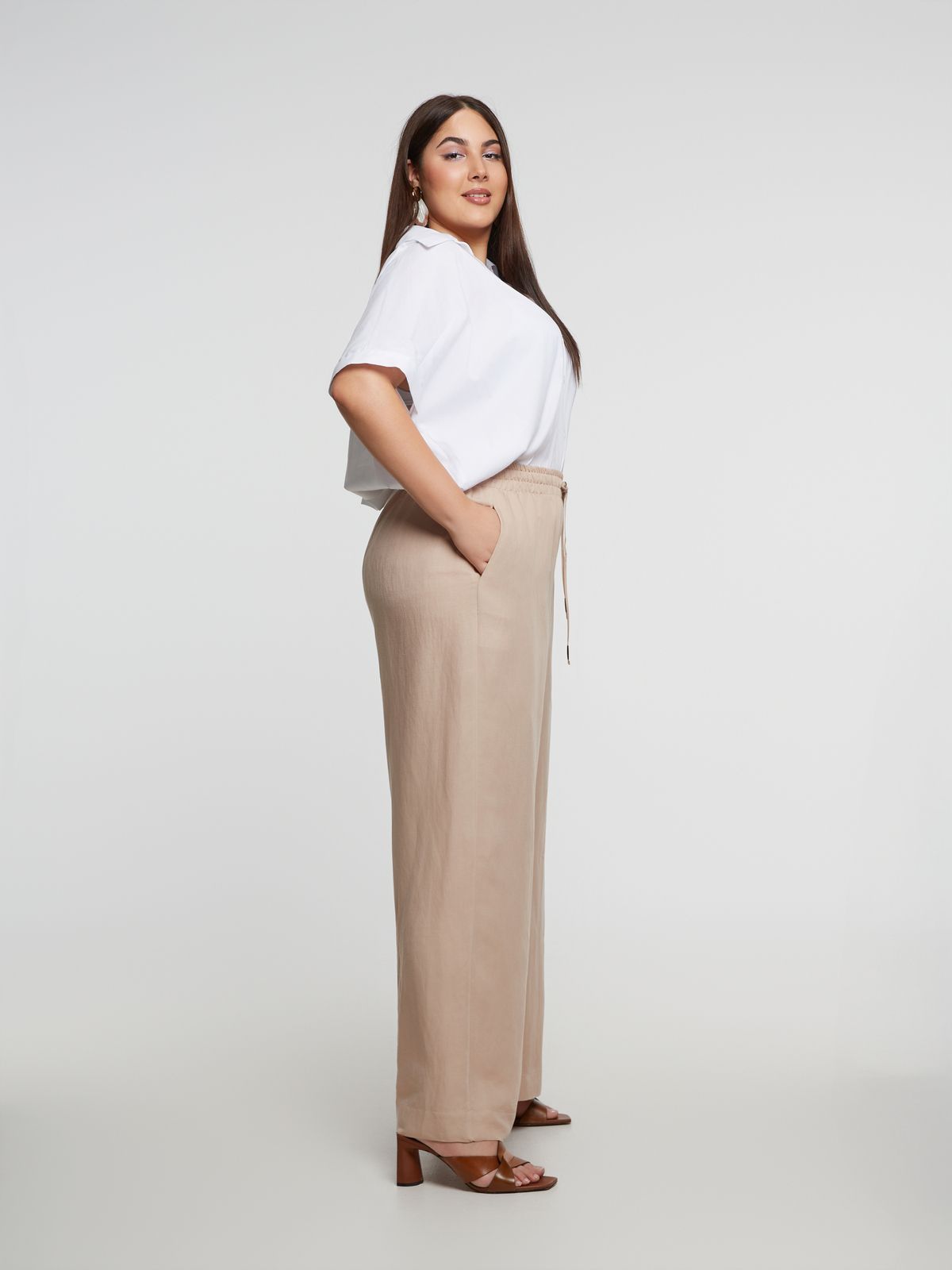 Wide-leg viscose-linen trousers with elastic waistband