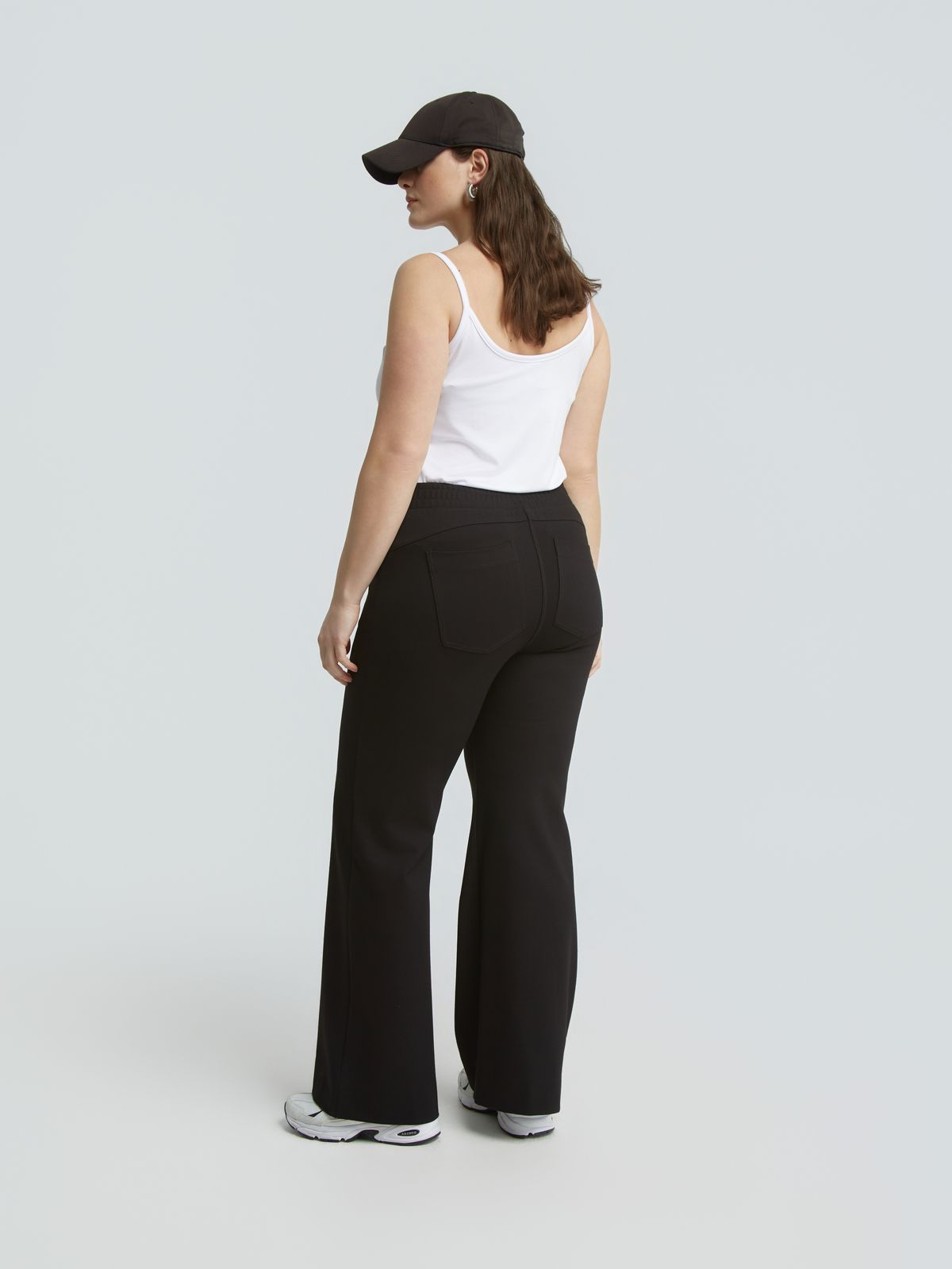 Push up flare stretch pants with back pockets