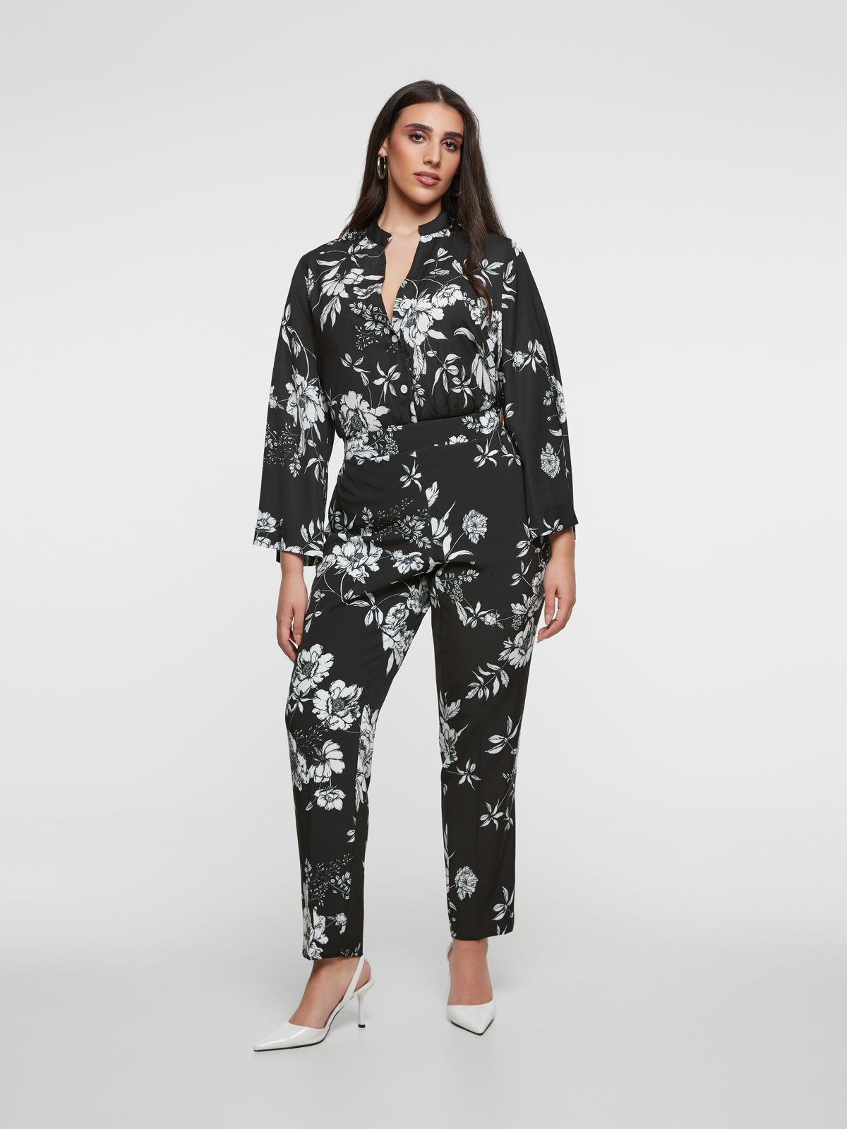 Floral high-waisted stretch pants