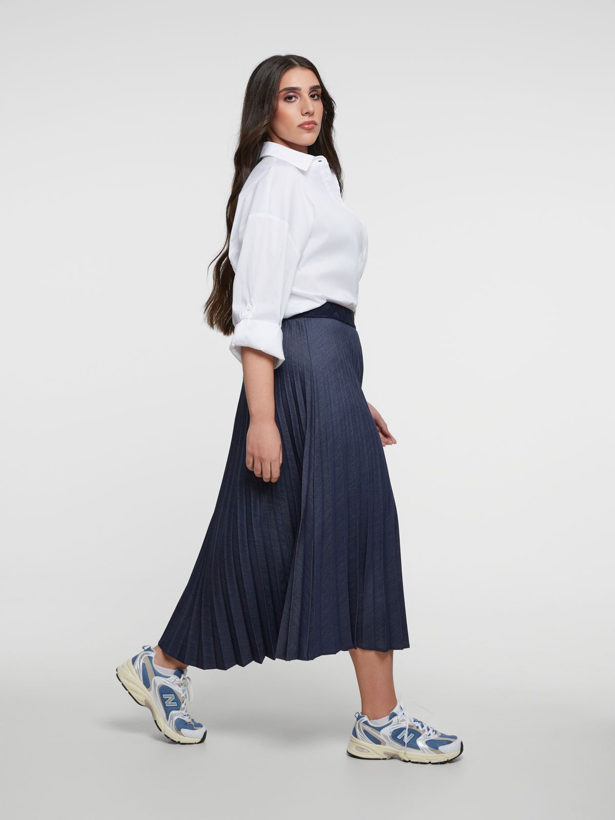 Pleated denim midi skirt
