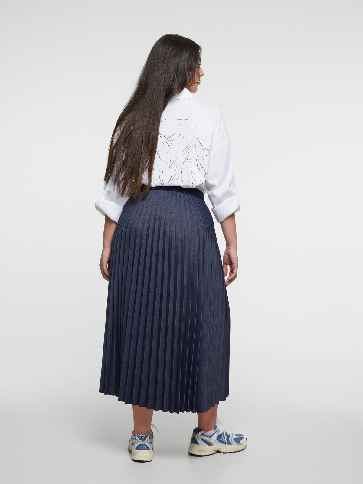 Pleated denim midi skirt