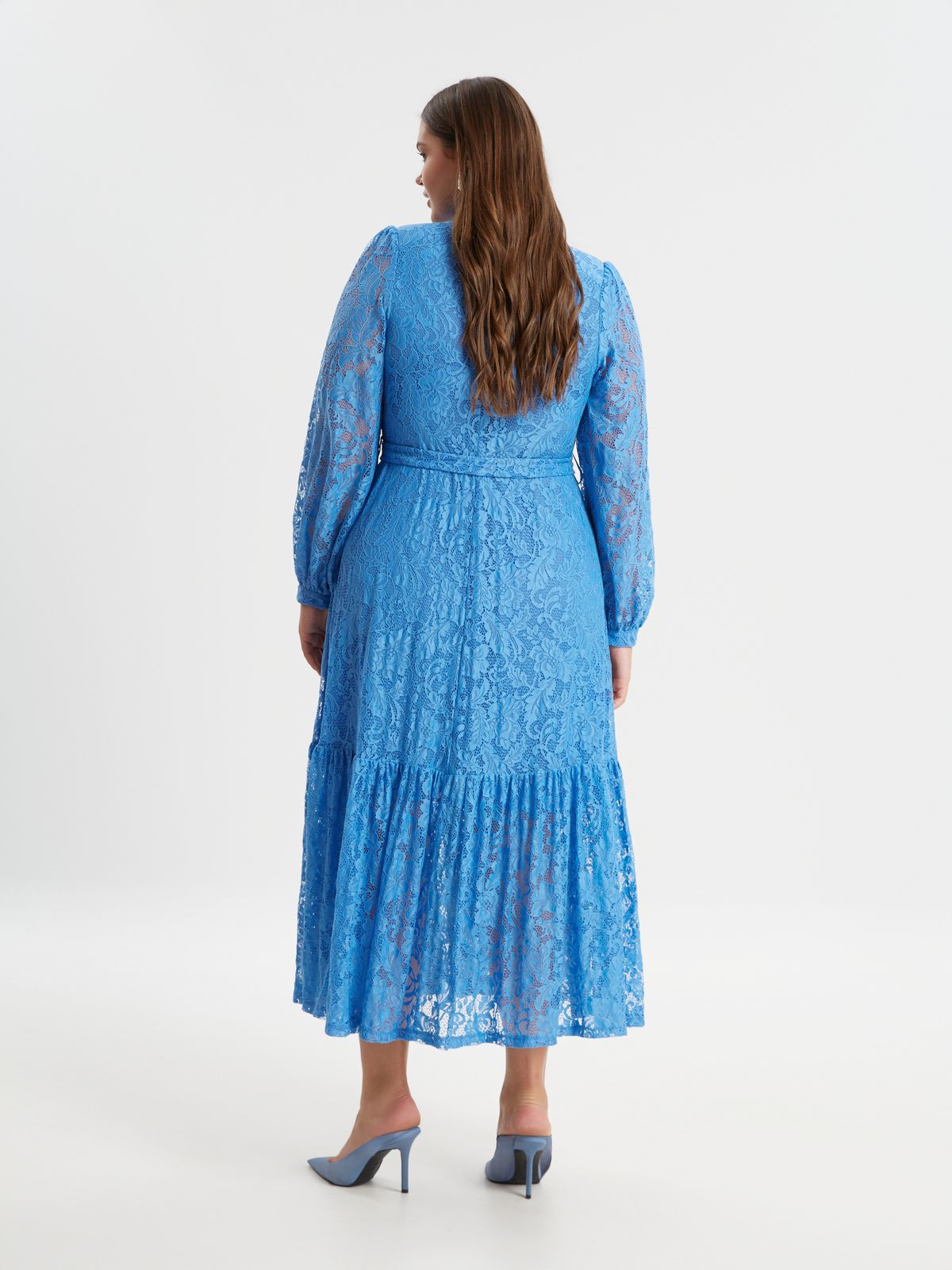 Pleated lace dress with neckties