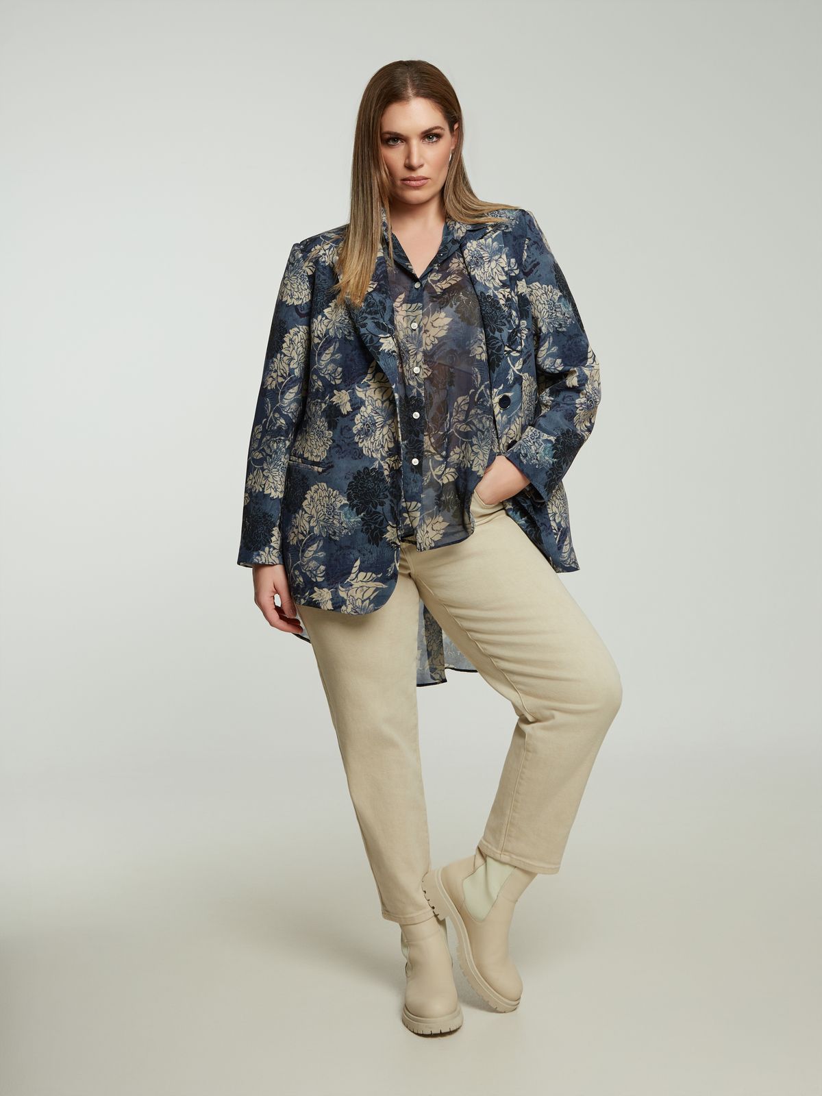Floral sheer shirt with dipped back