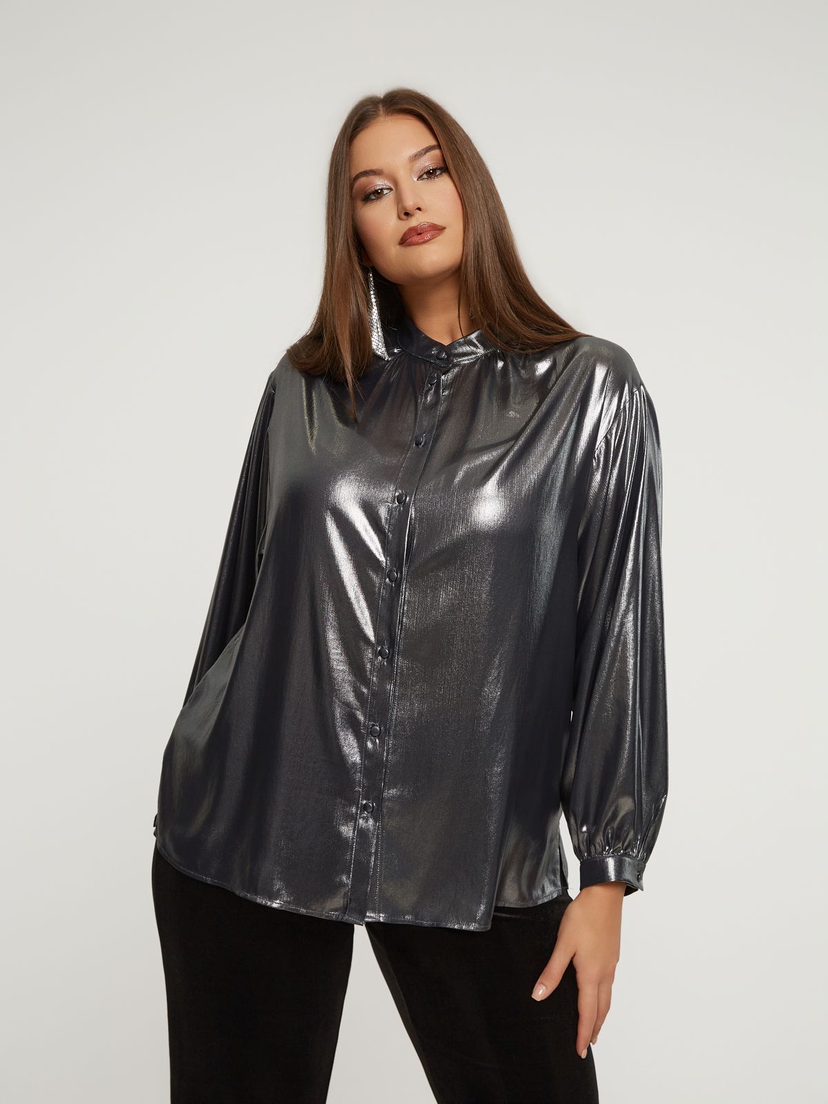 Metallic button-up shirt with balloon sleeves