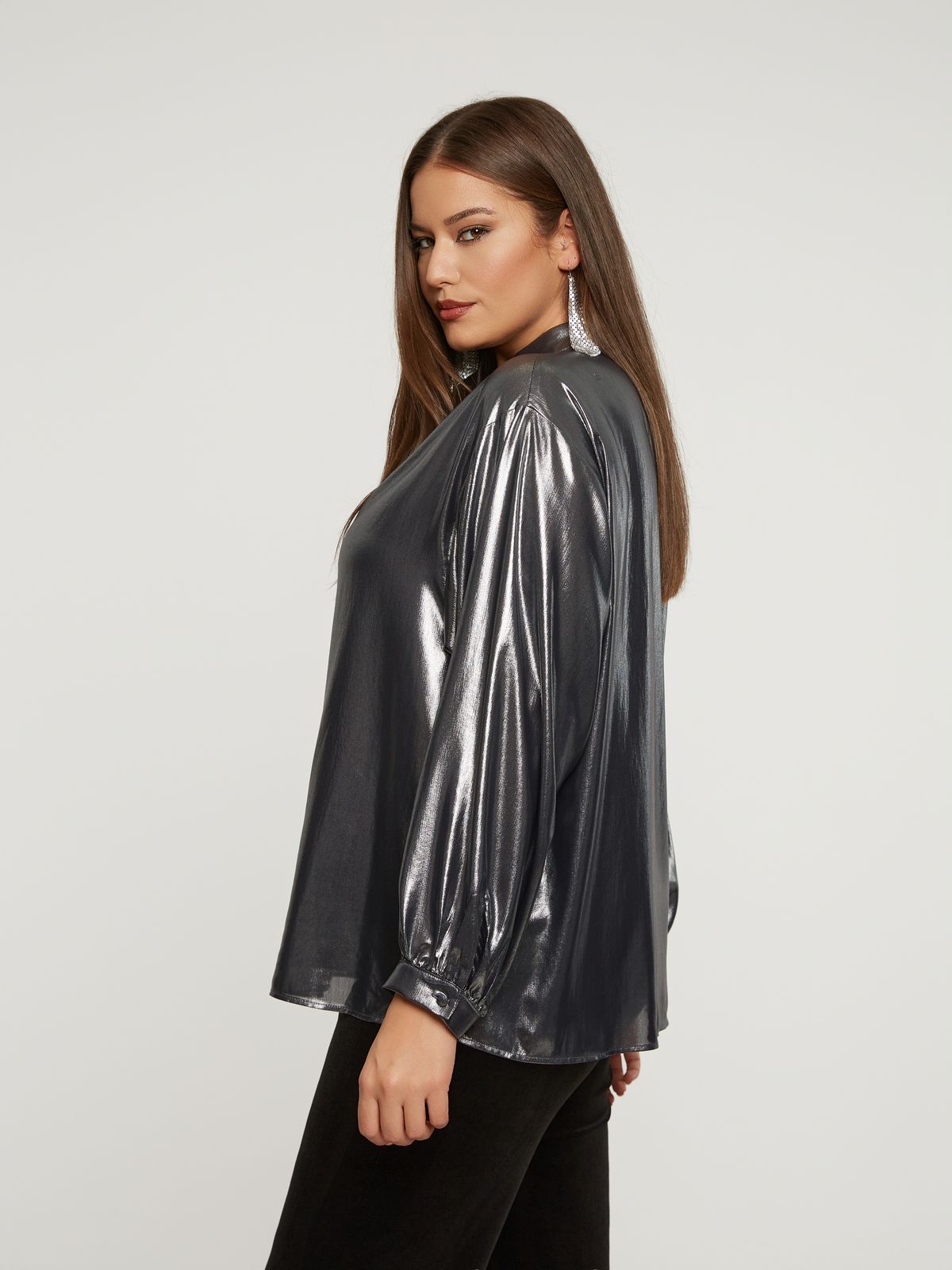 Metallic button-up shirt with balloon sleeves
