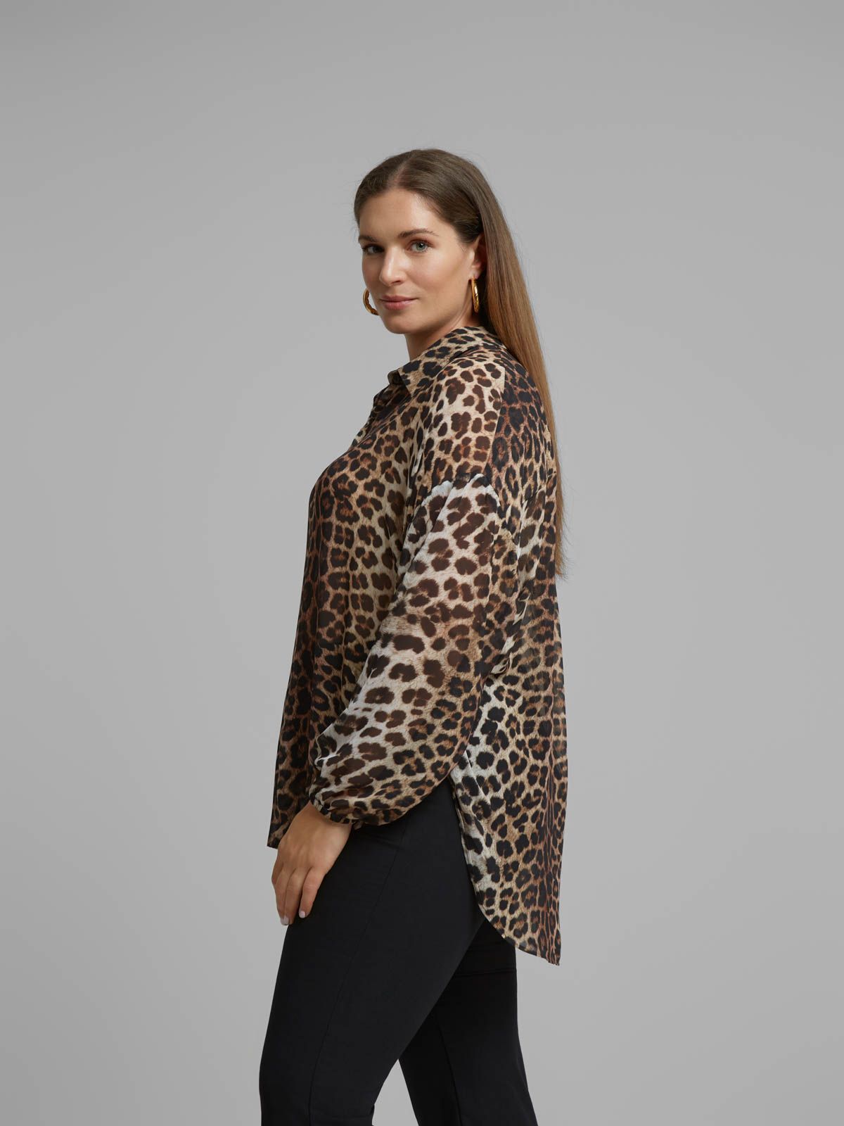 Leopard print chiffon shirt