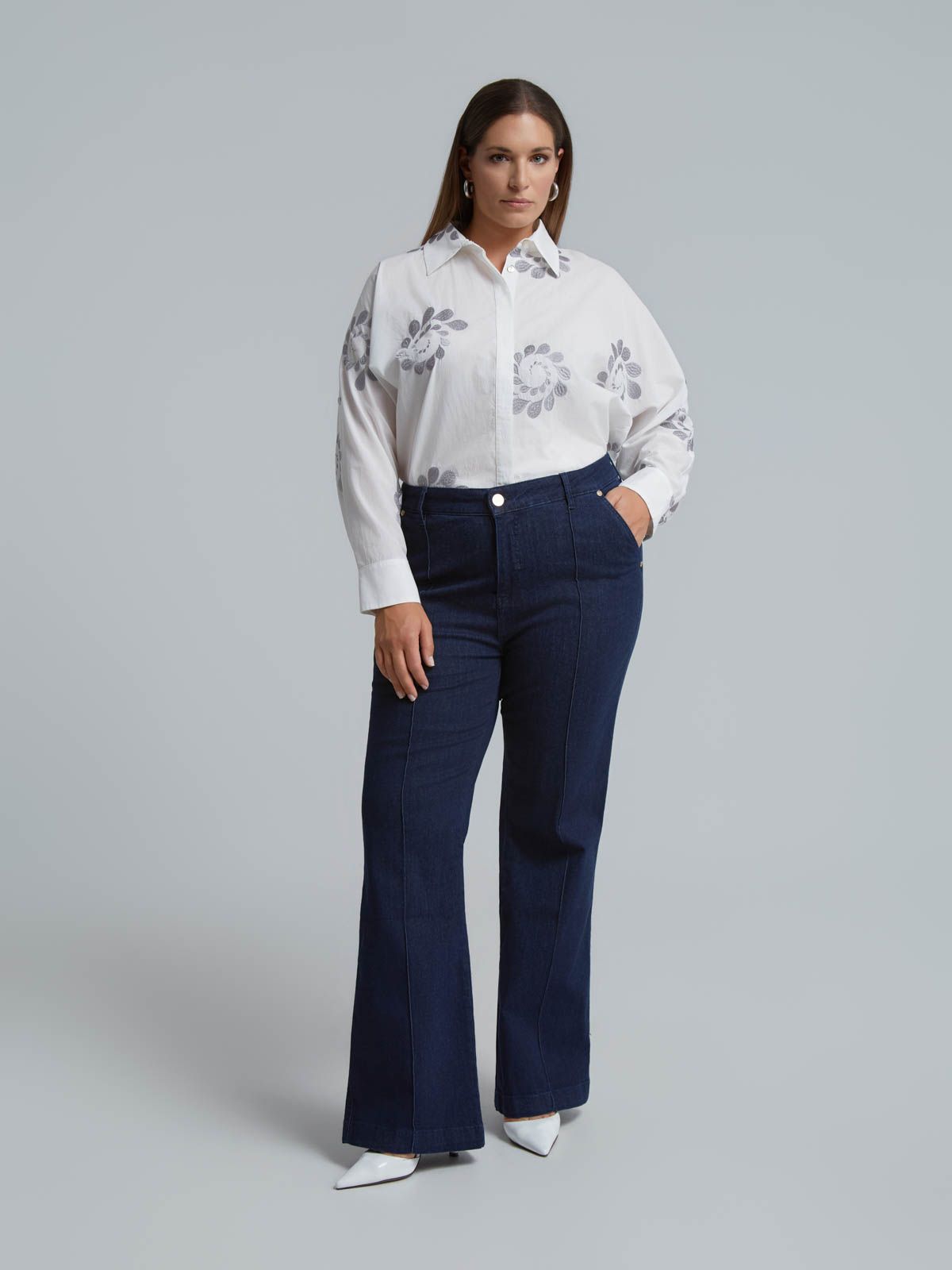 Cotton shirt with floral embroidery