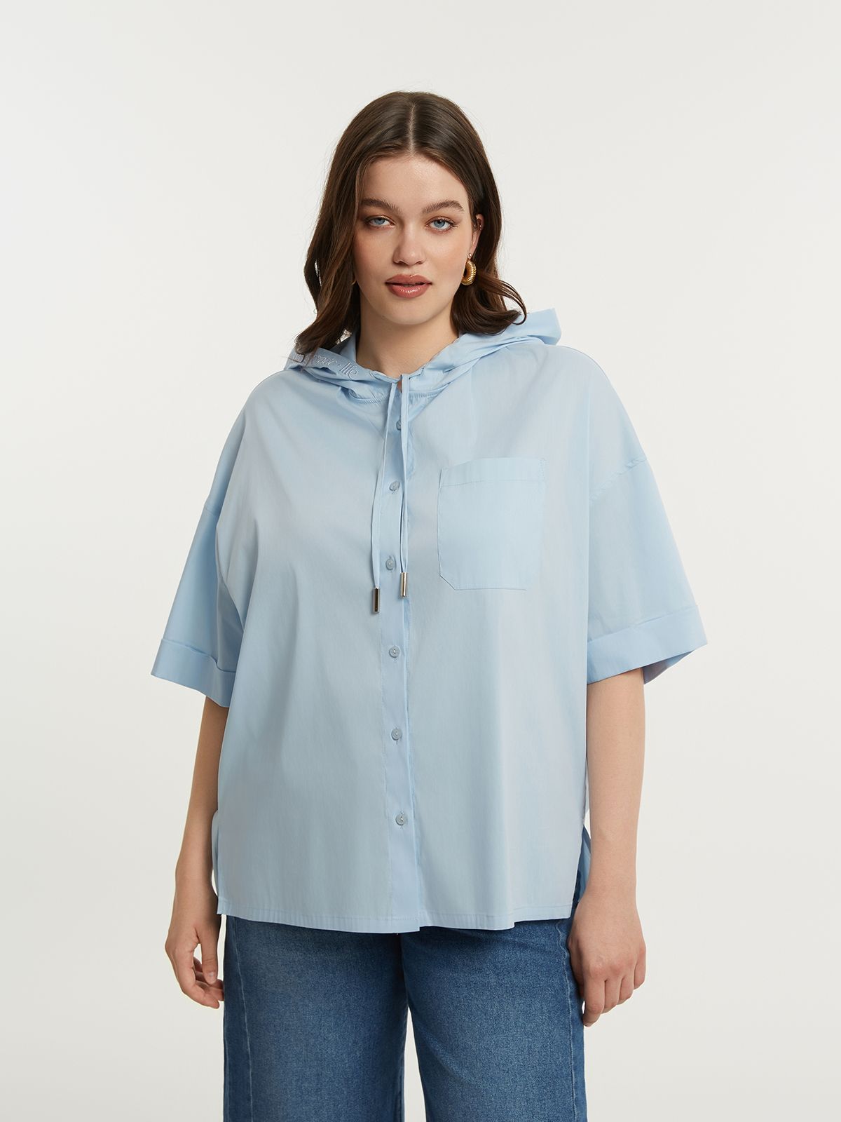 Short-sleeve poplin shirt with hood