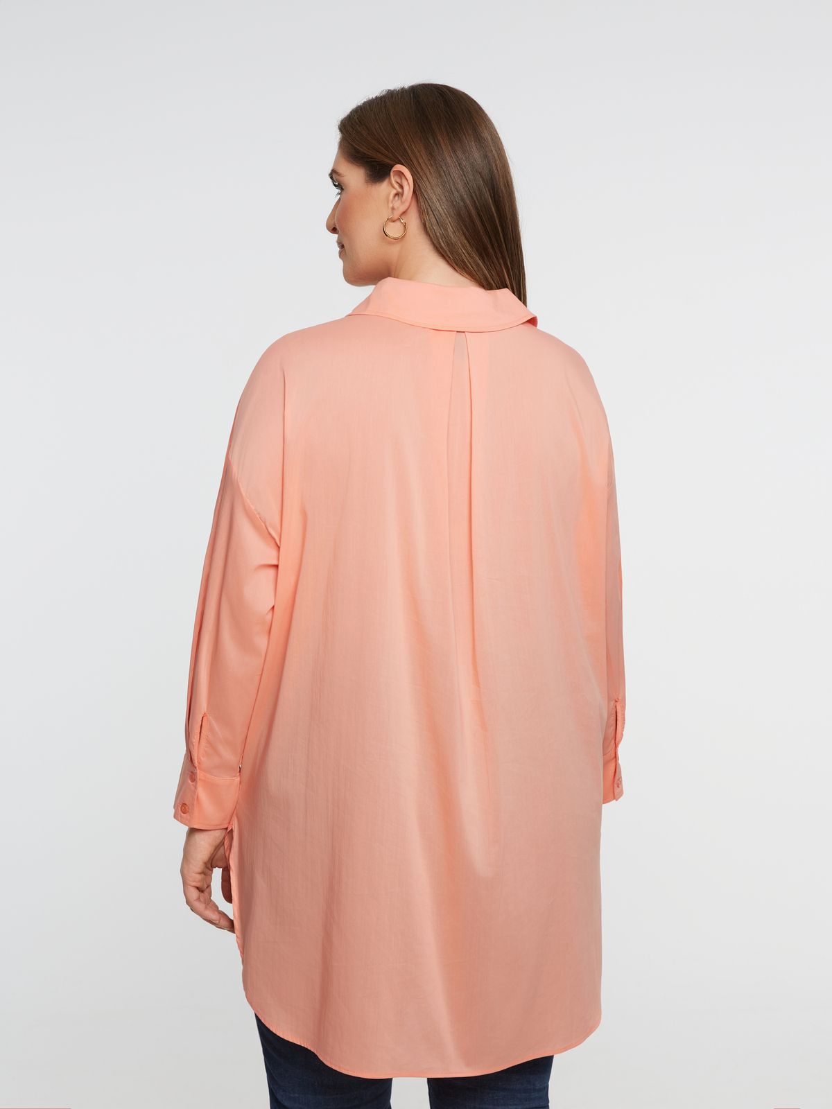 Basic oversized cotton shirt