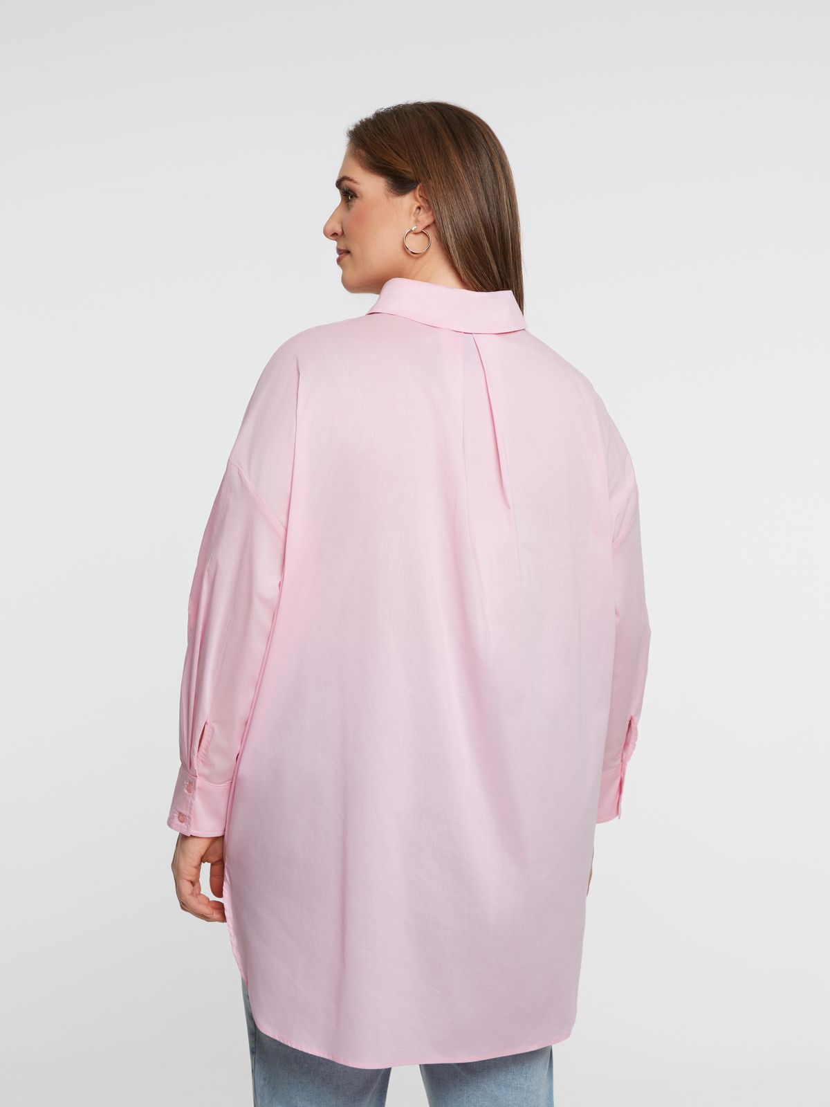 Basic oversized cotton shirt