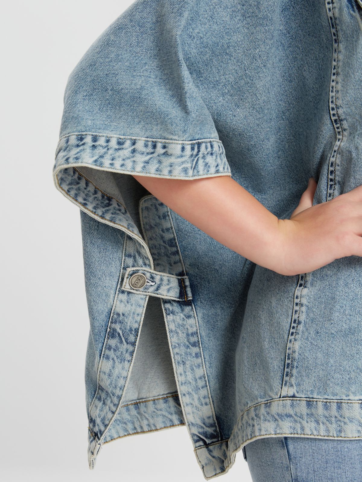 Oversized denim jacket