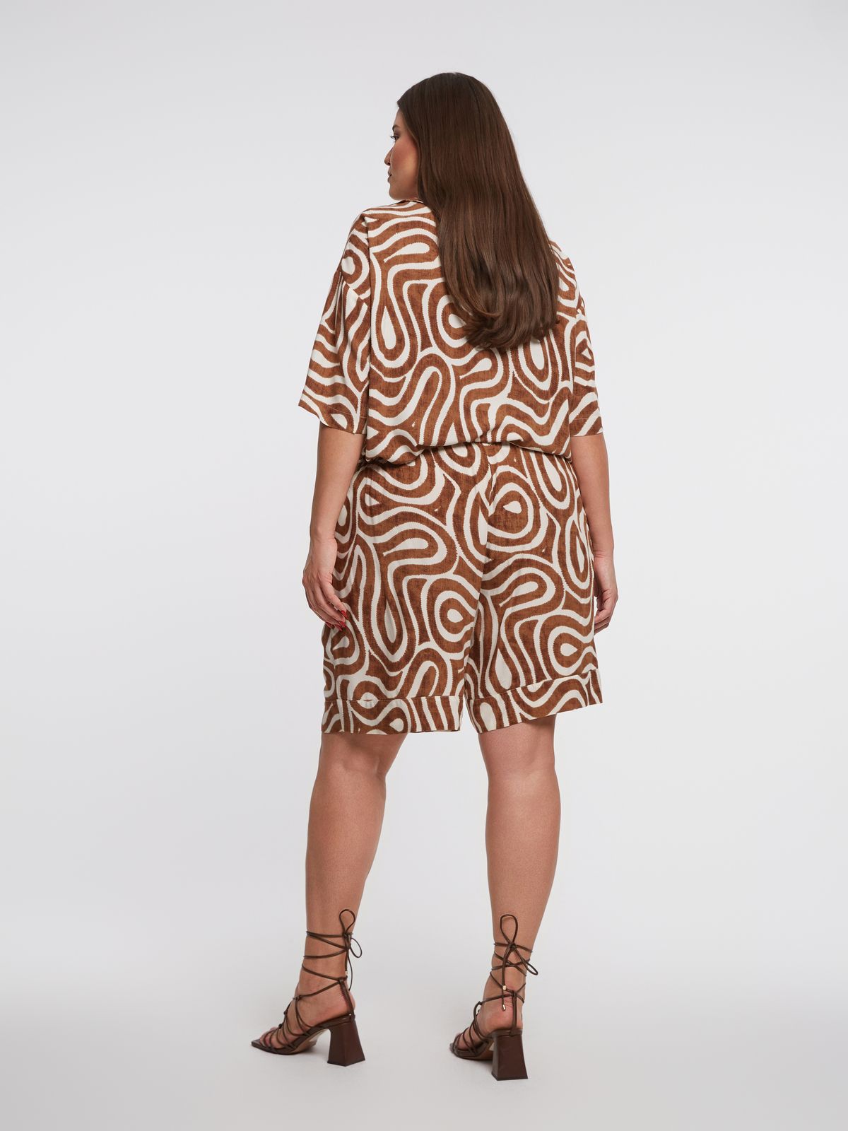 Printed relaxed-fit viscose shorts with drawstring waist